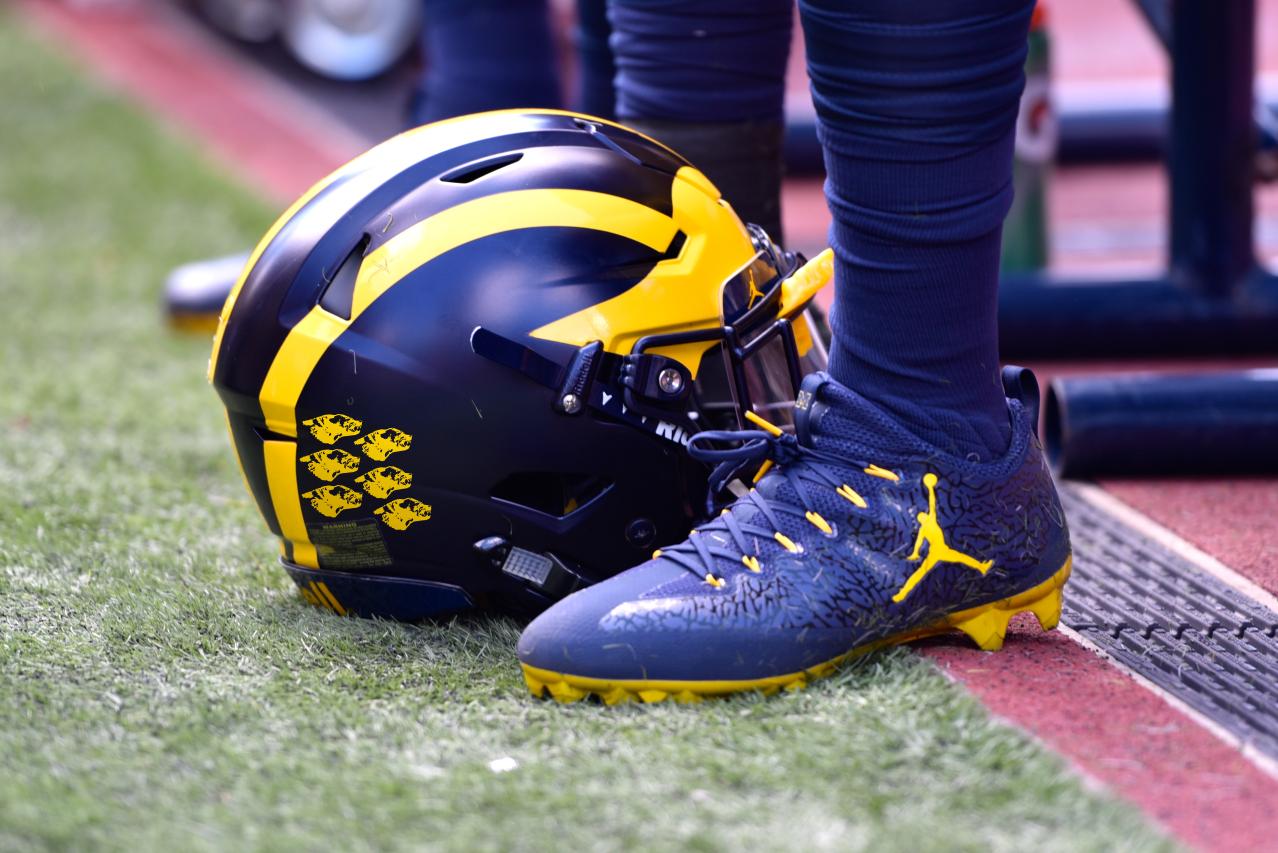 michigan jordan football cleats