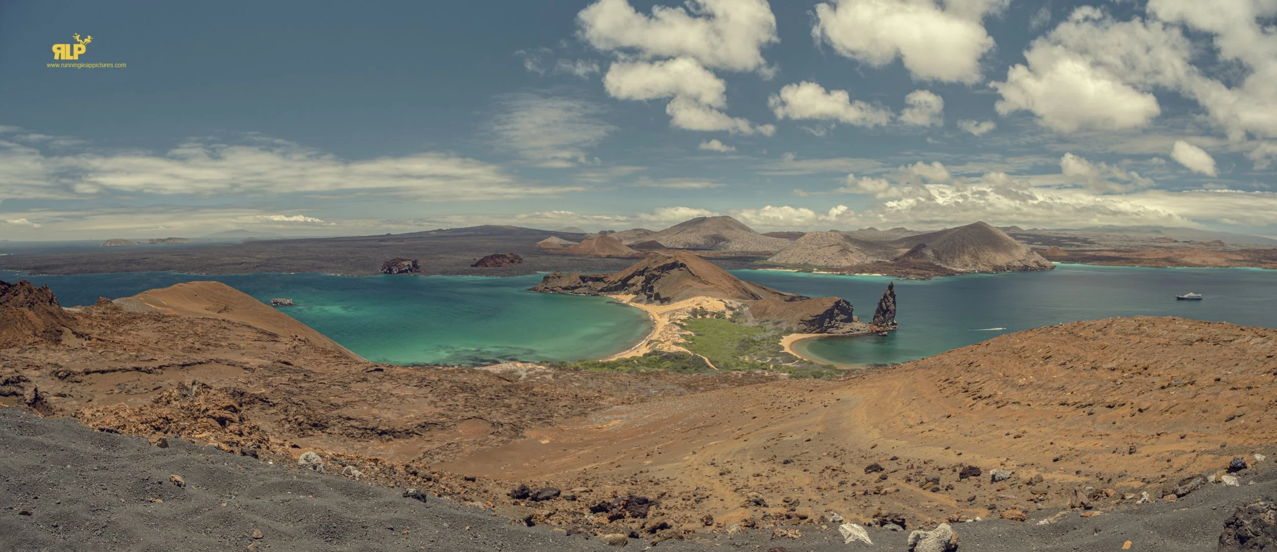 BARTOLOME ISLAND, GALAPAGOS