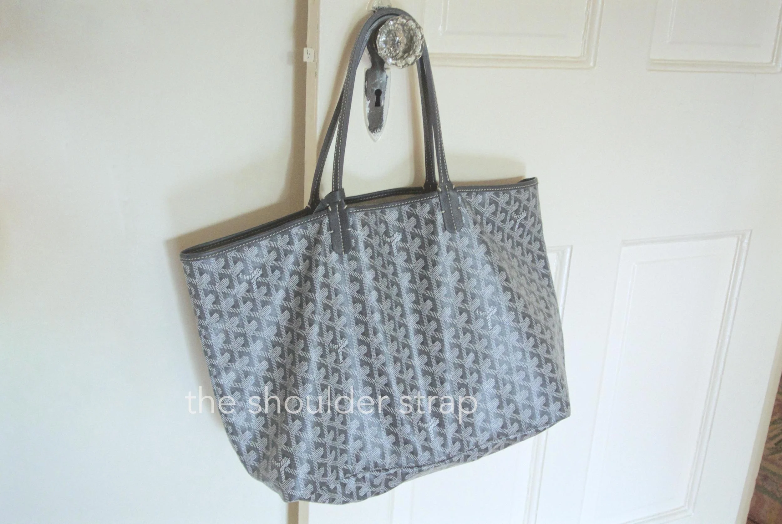 goyard straps cracking