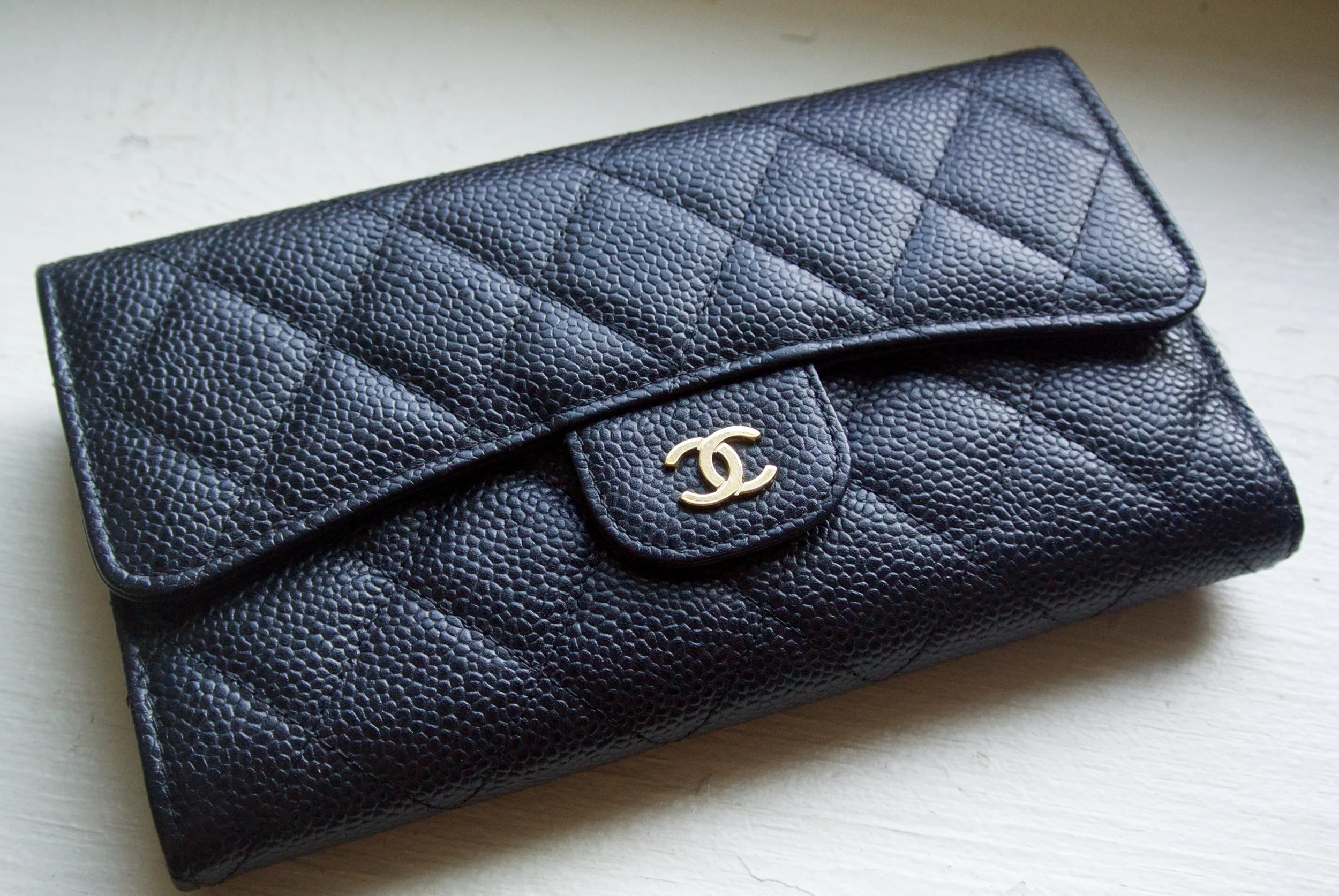 chanel classic flap wallet