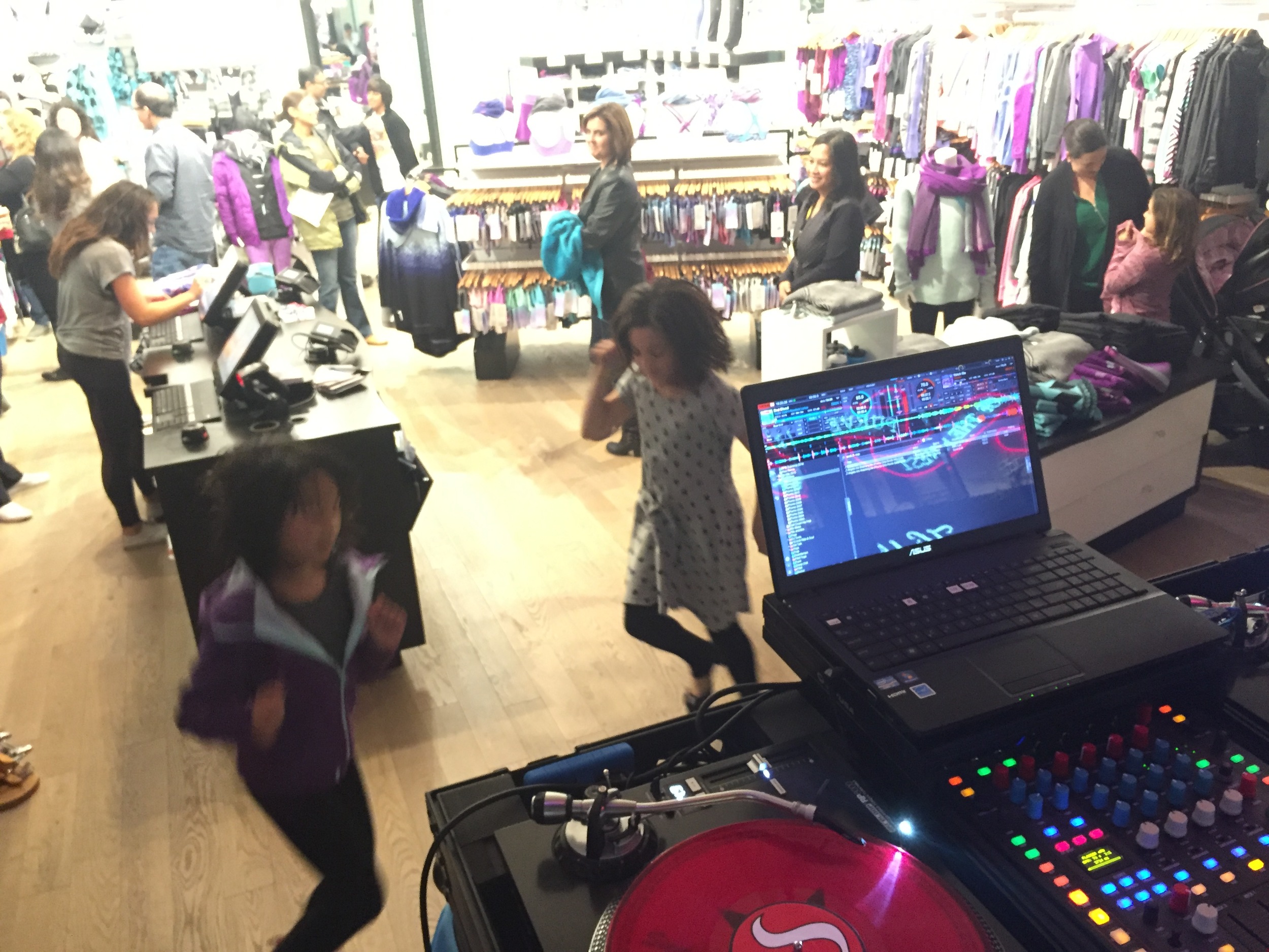 Lululemon Fashion Valley - Live In-Store DJ — DJ Kanoya