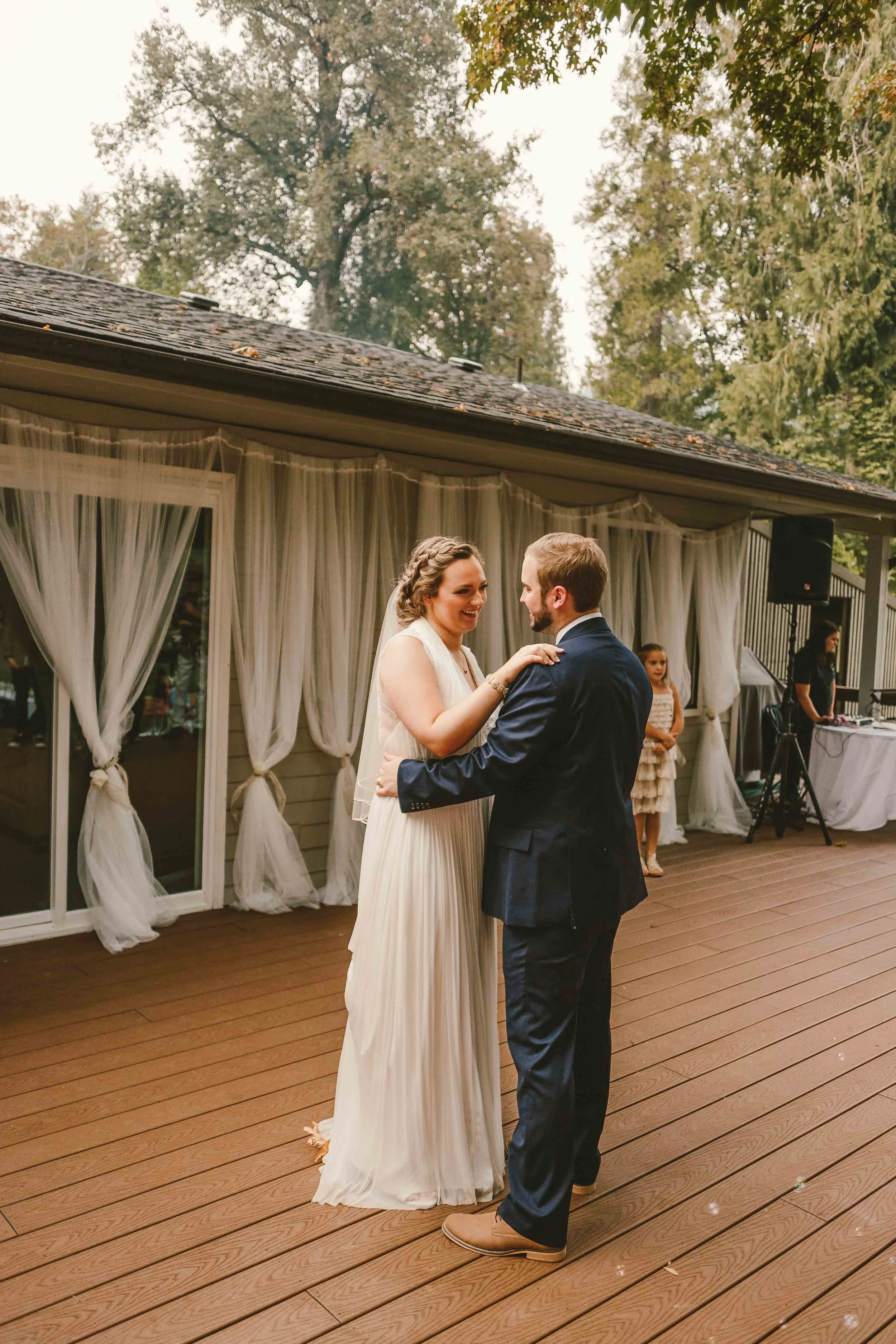 Backyard Wedding- Oregon - Cozy-82.jpg