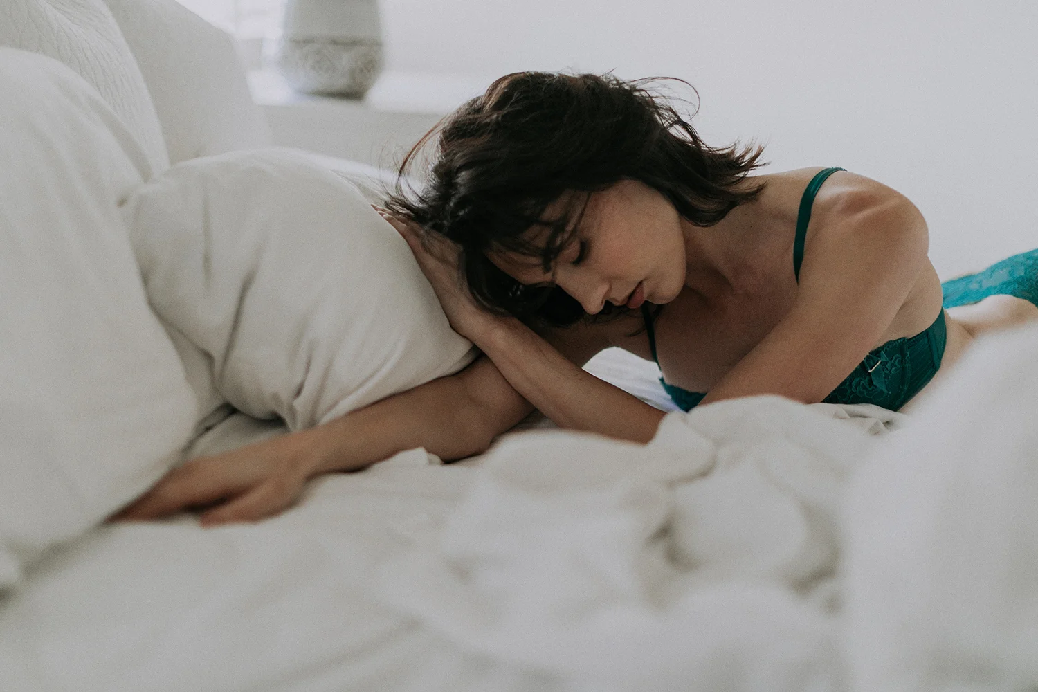 California Boudoir Photographer Jennifer Skog intimately photogr