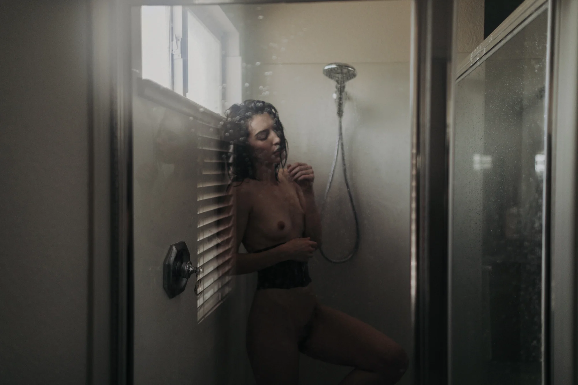California Boudoir Photographer Jennifer Skog intimately photogr