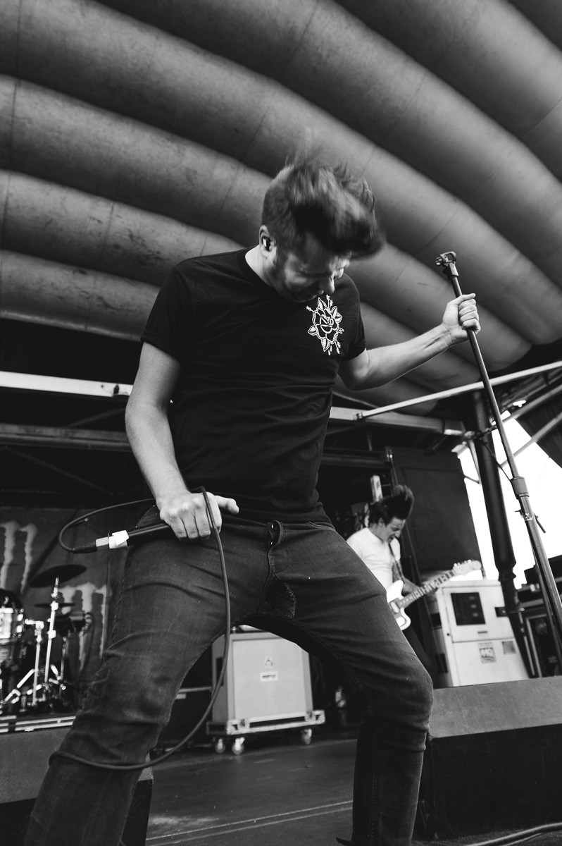 Silverstein_Auburn_Warped_Tour_Nguyen_Tim-3.jpg