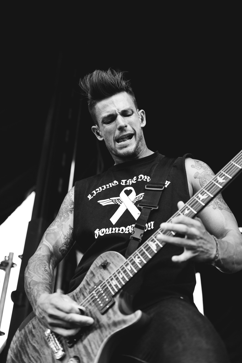 Memphis_May_Fire_Auburn_Warped_Tour_Nguyen_Tim-6.jpg