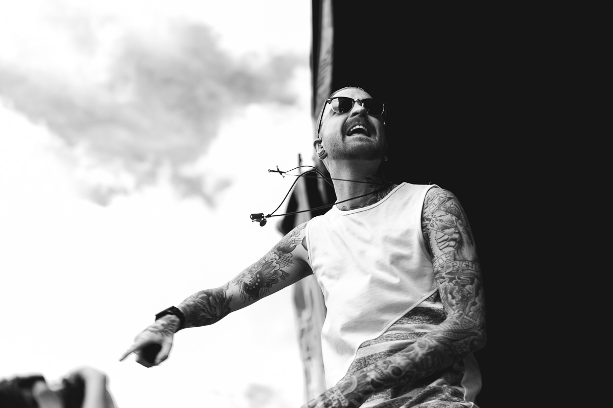 Memphis_May_Fire_Auburn_Warped_Tour_Nguyen_Tim-12.jpg