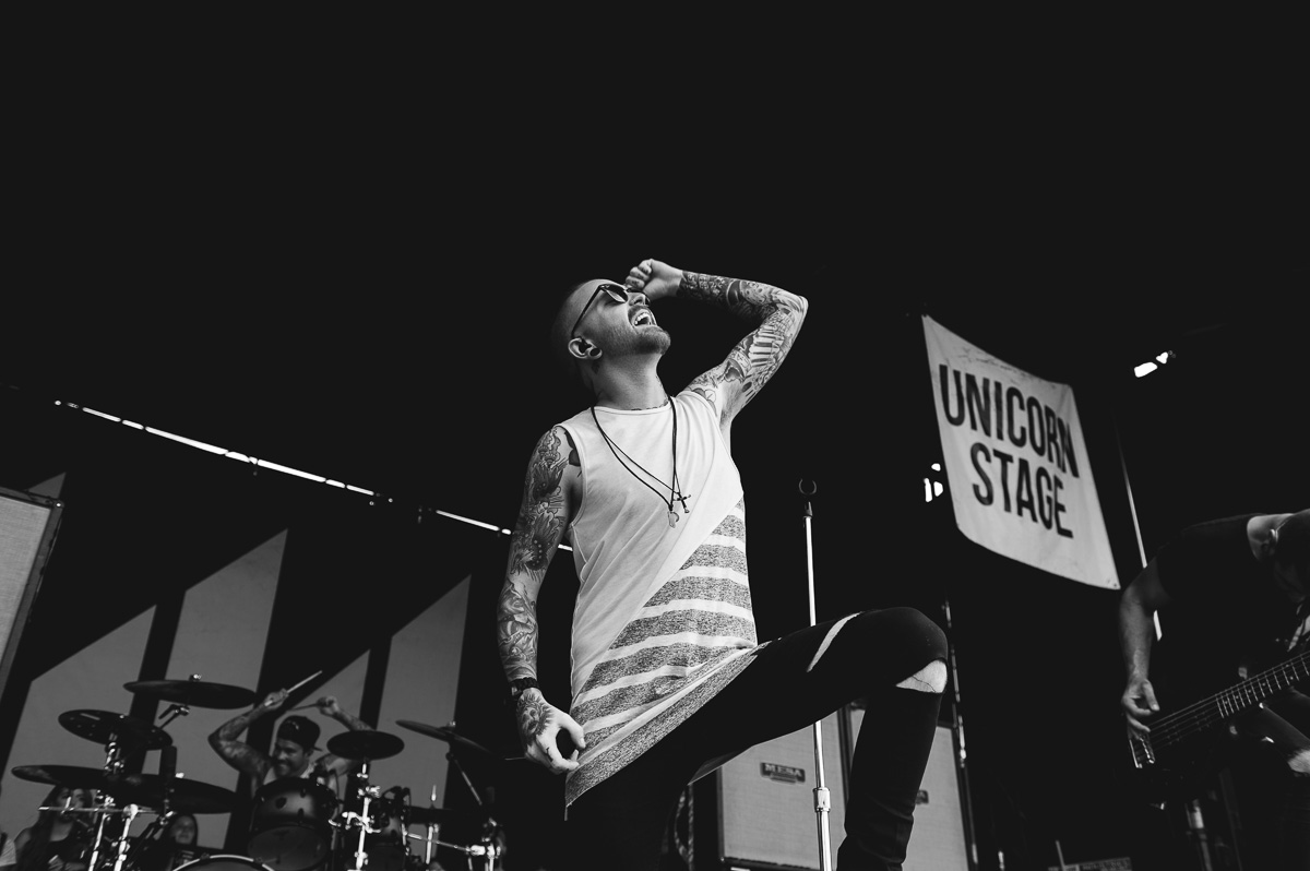 Memphis_May_Fire_Auburn_Warped_Tour_Nguyen_Tim-14.jpg