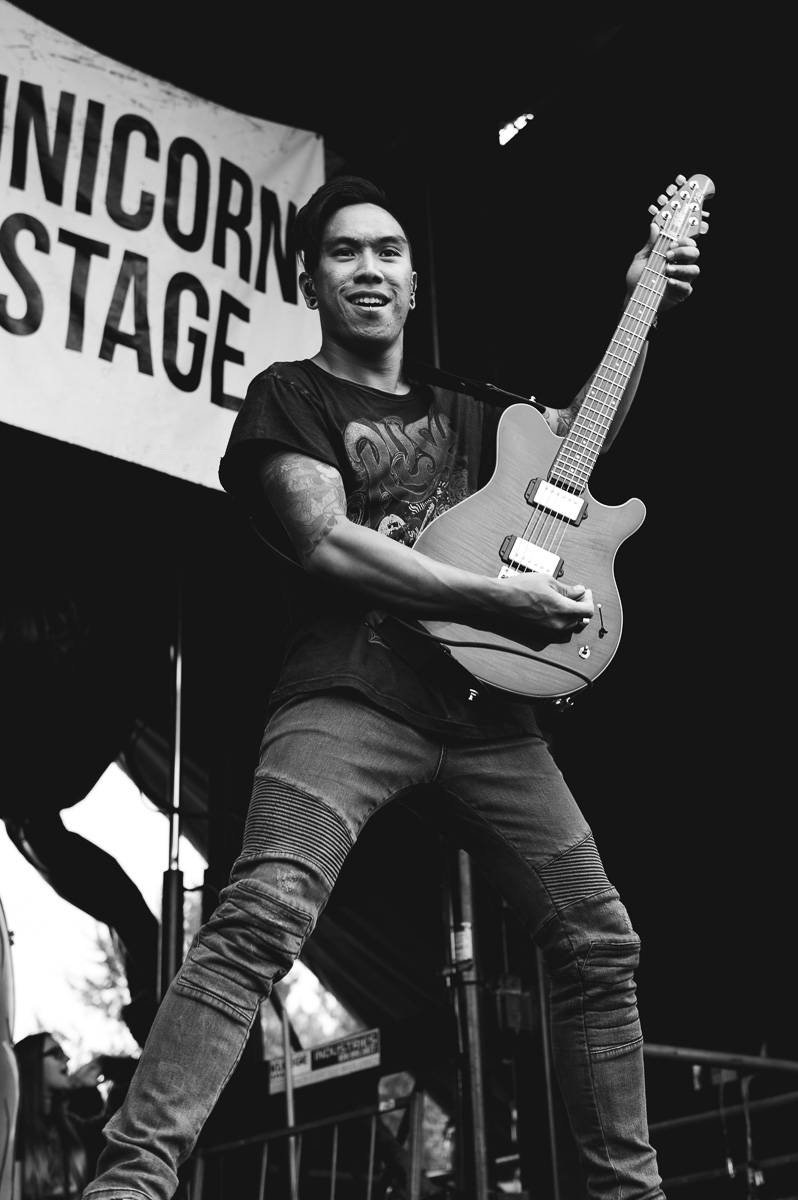 Pierce_The_Veil_Auburn_Warped_Tour_Nguyen_Tim-5.jpg