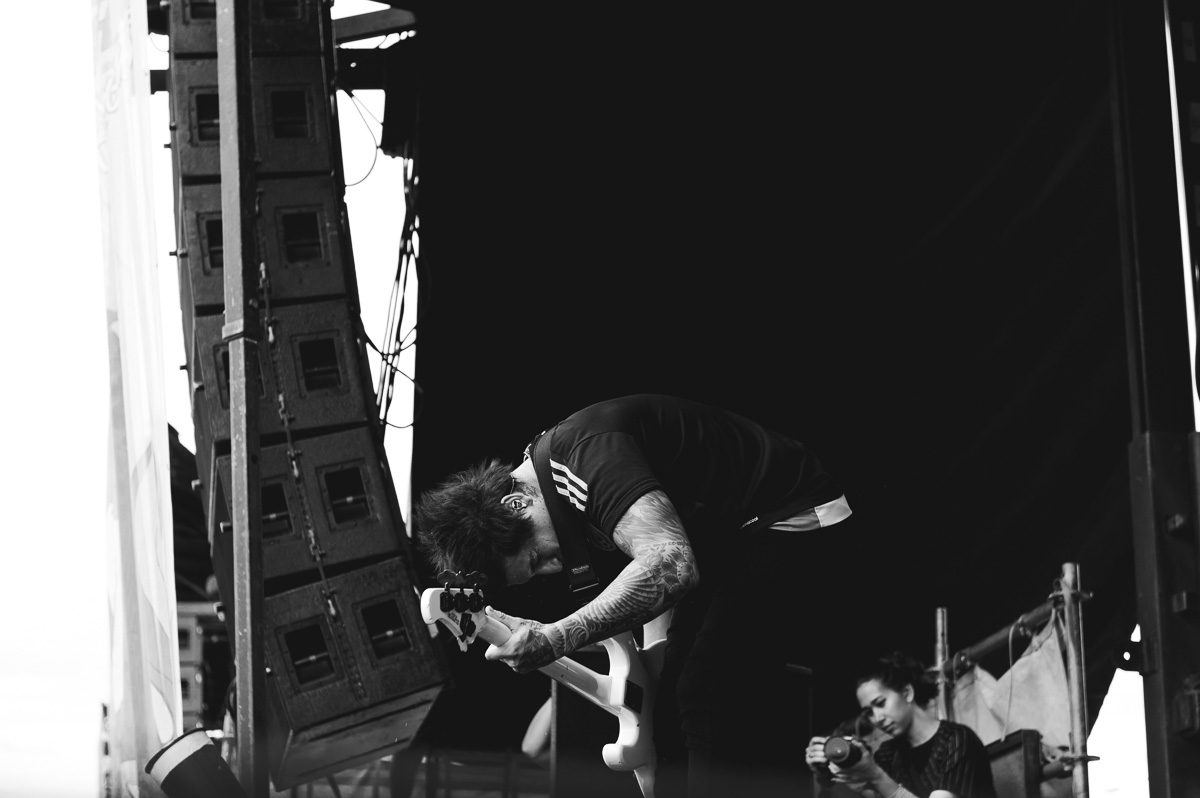 Pierce_The_Veil_Auburn_Warped_Tour_Nguyen_Tim-14.jpg