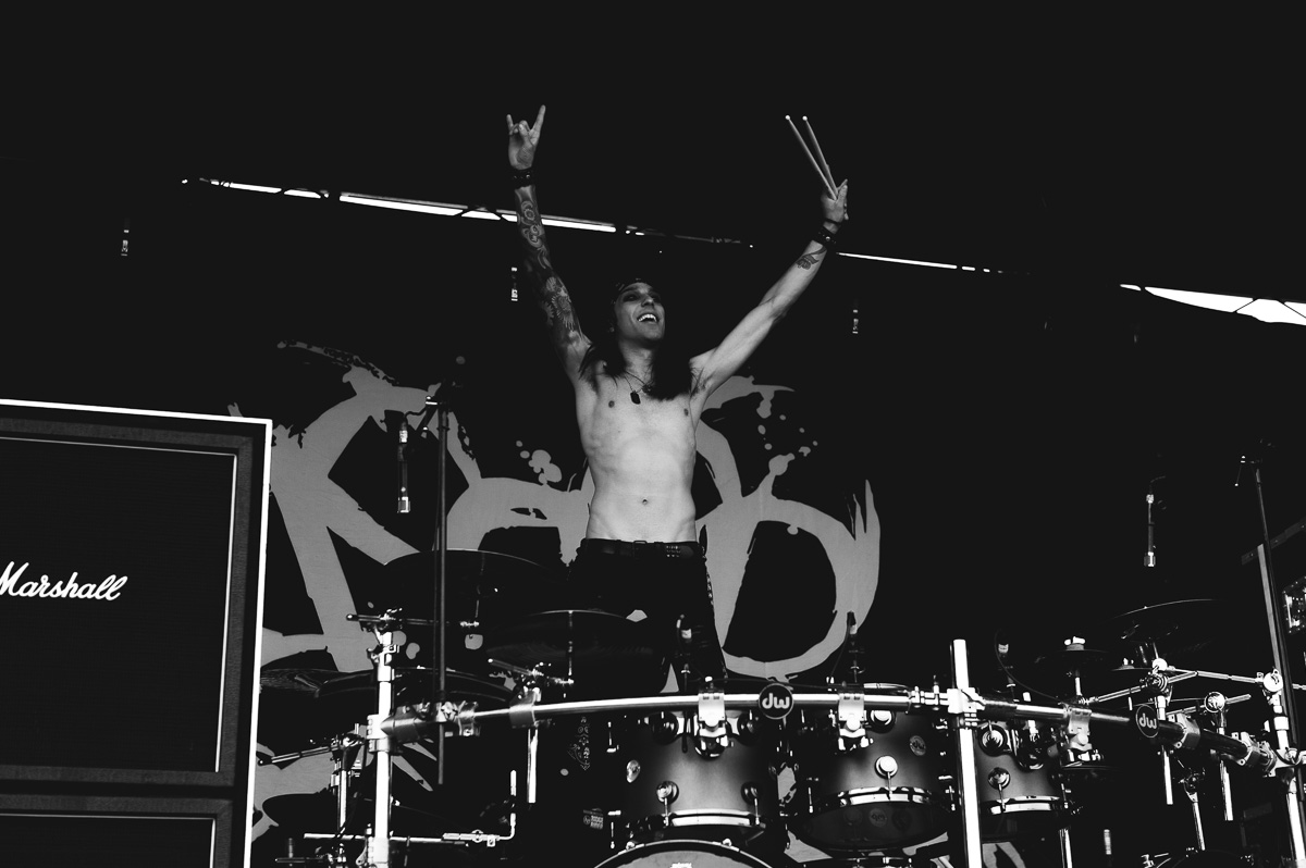 Black_Veil_Brides_Auburn_Warped_Tour_Nguyen_Tim-1.jpg