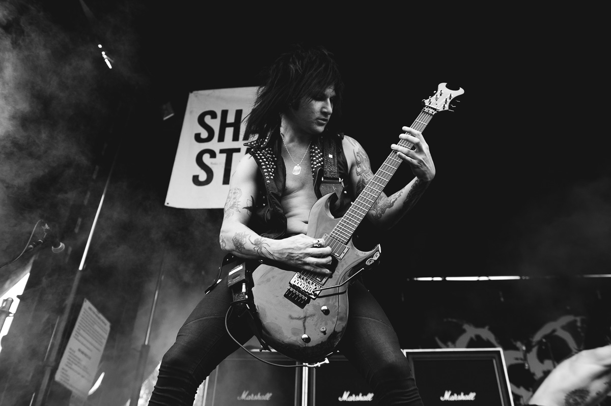 Black_Veil_Brides_Auburn_Warped_Tour_Nguyen_Tim-5.jpg