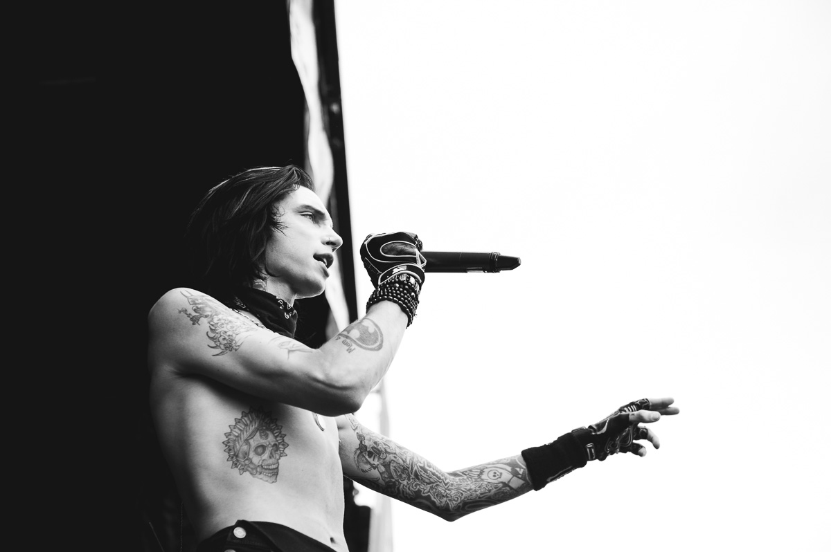 Black_Veil_Brides_Auburn_Warped_Tour_Nguyen_Tim-17.jpg