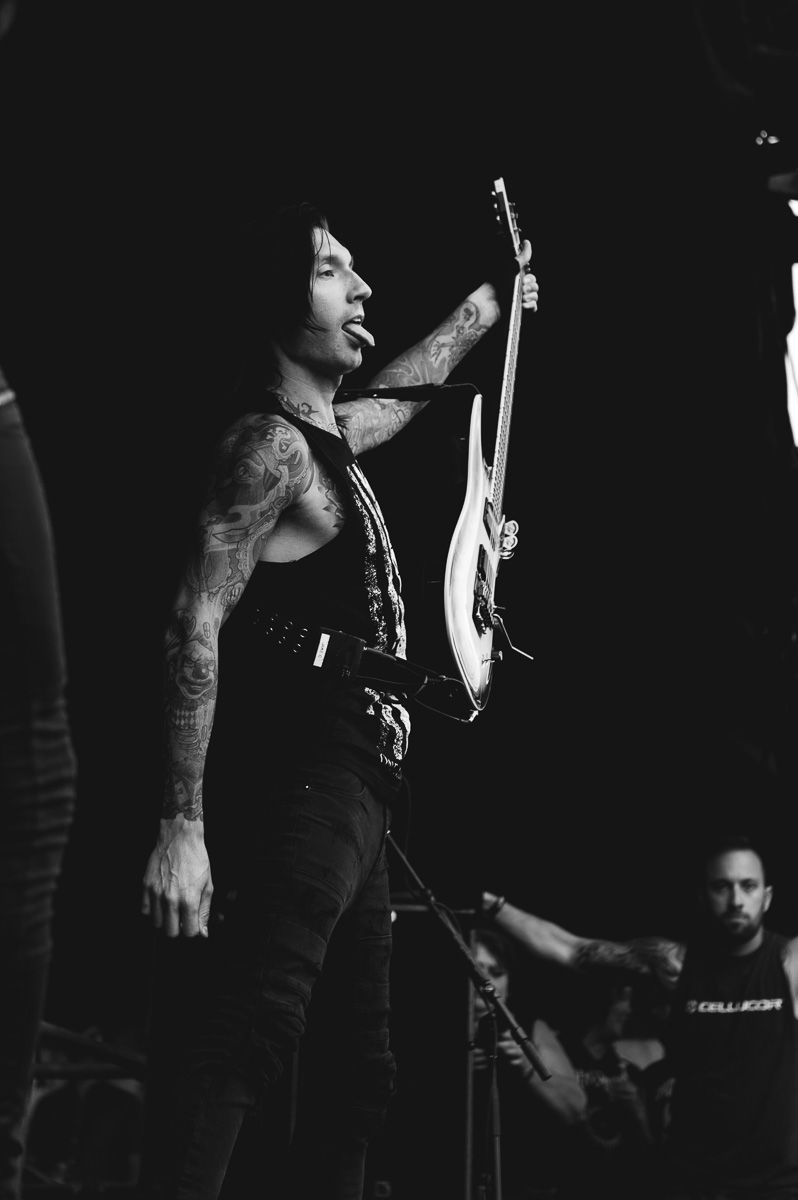 Black_Veil_Brides_Auburn_Warped_Tour_Nguyen_Tim-19.jpg