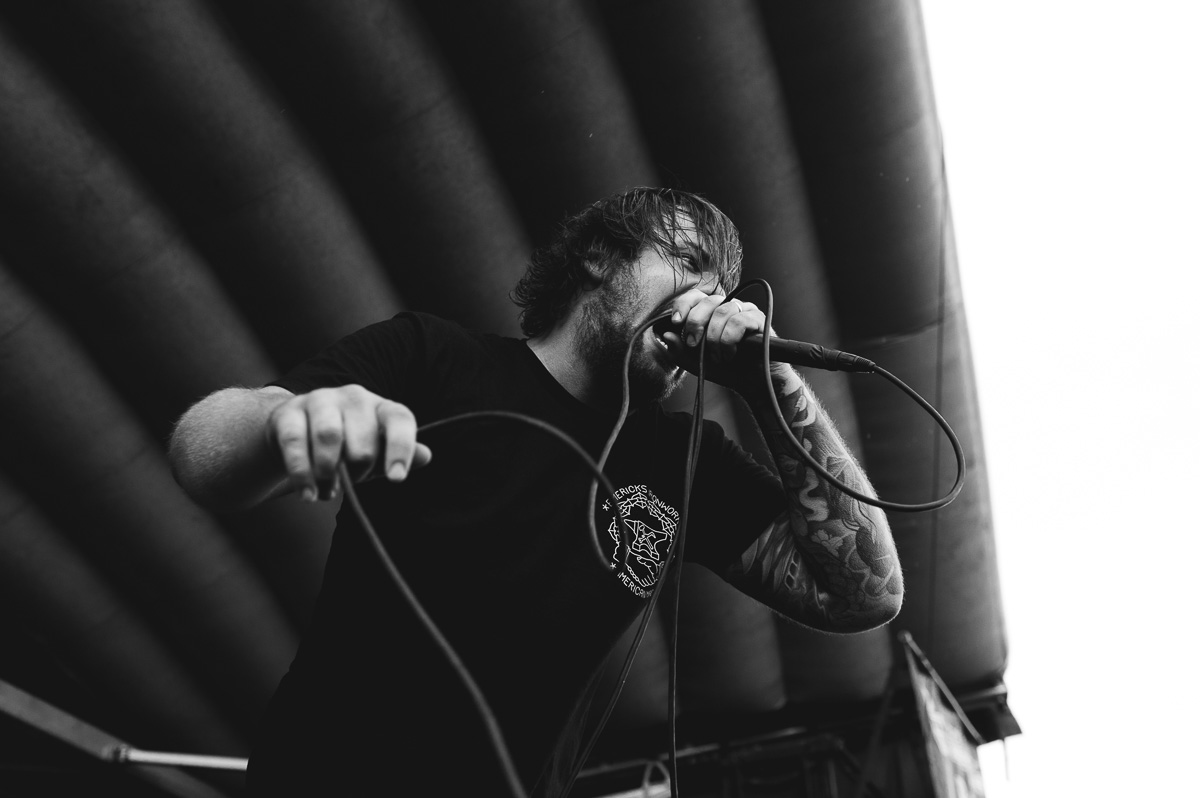 Beartooth_Auburn_Warped_Tour_Nguyen_Tim-12.jpg