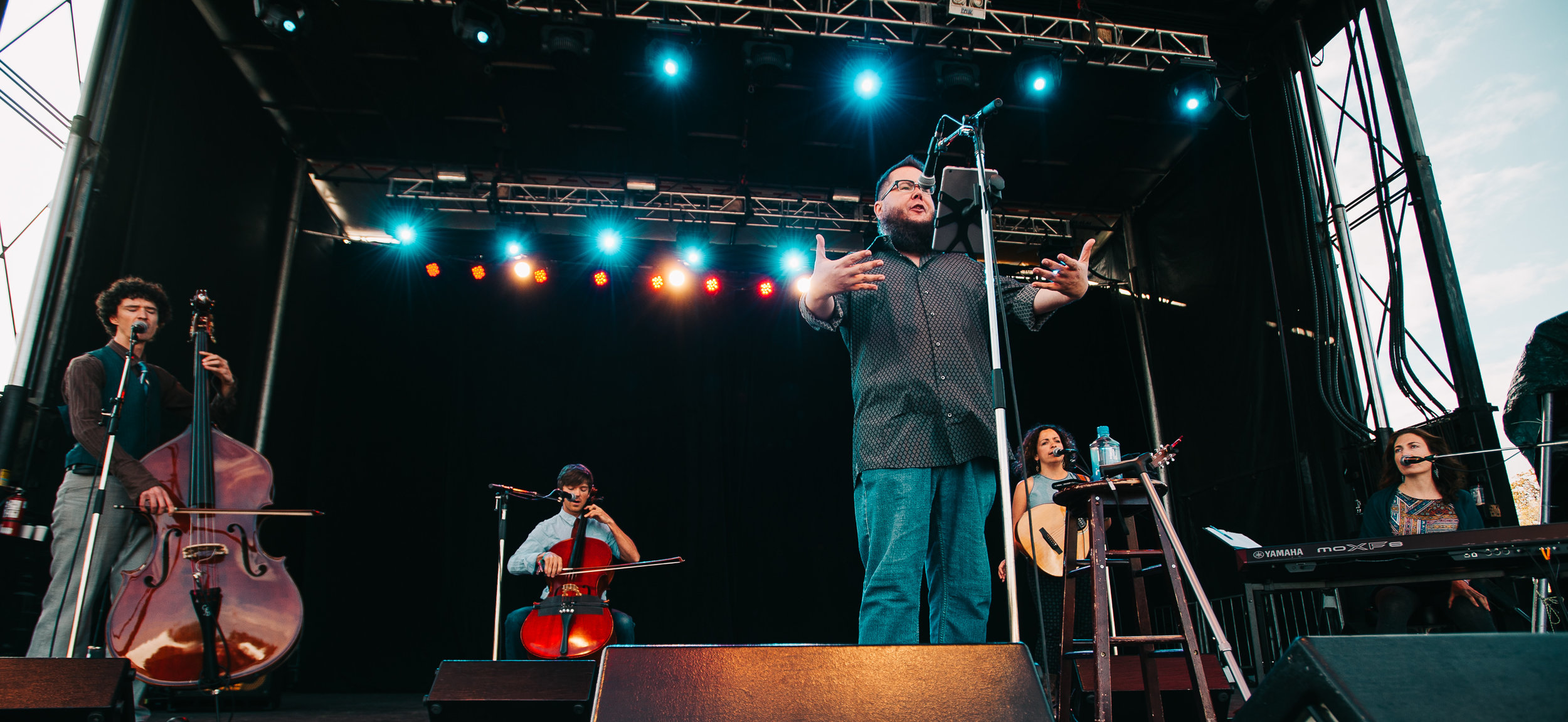 5_Shane_Koyczan_Rifflandia-Timothy_Nguyen-20160917 (6 of 18).jpg