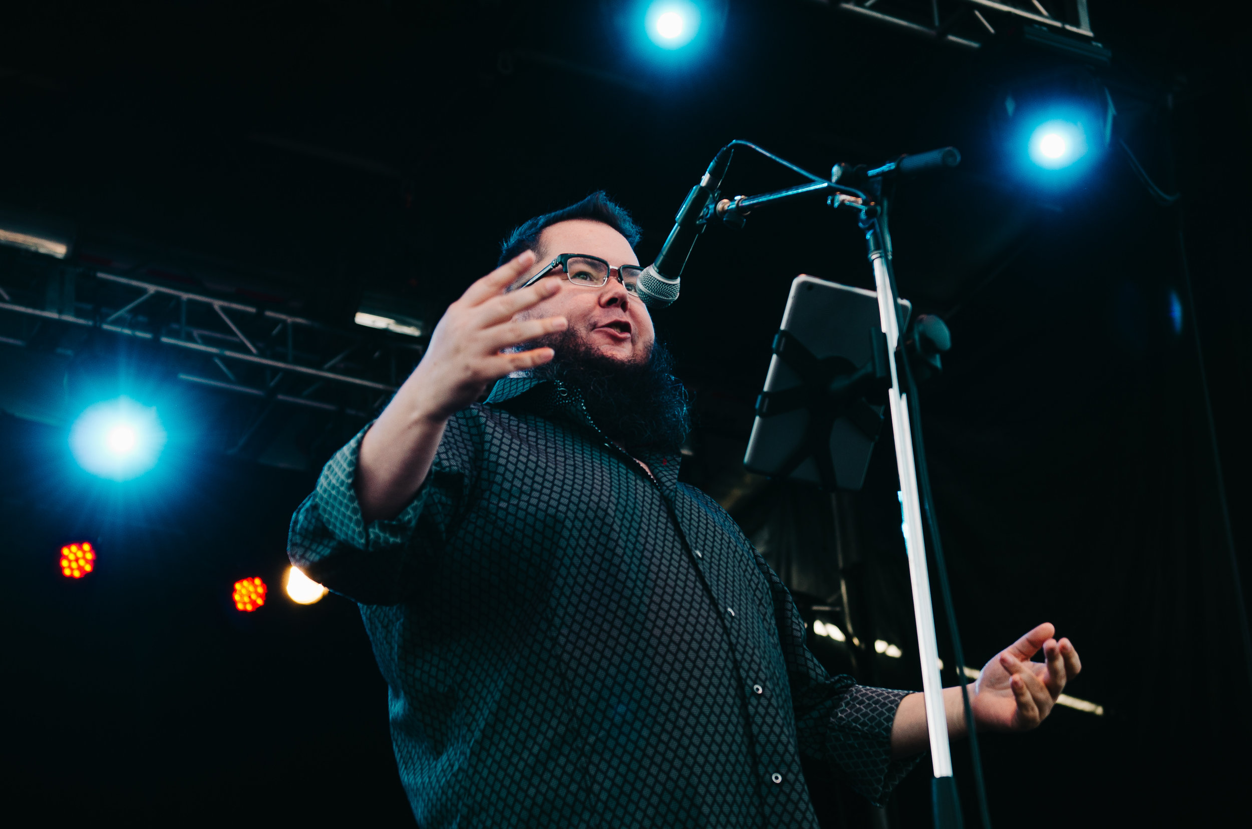 5_Shane_Koyczan_Rifflandia-Timothy_Nguyen-20160917 (10 of 18).jpg