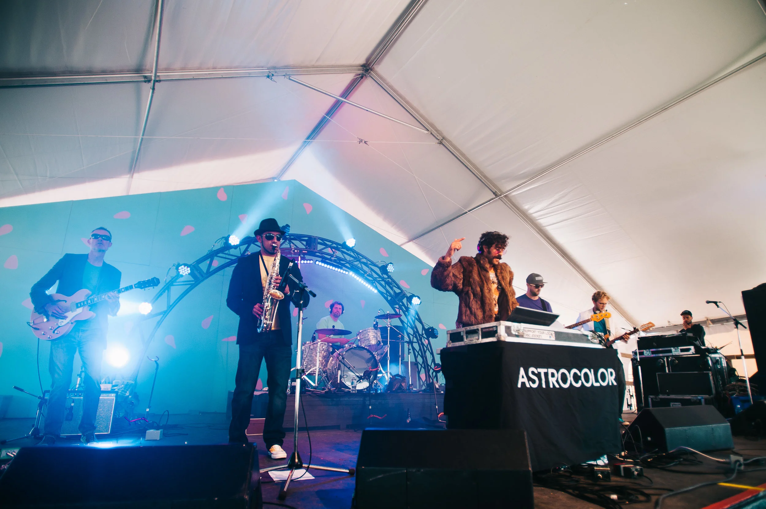 8_Astrocolor_Rifflandia-Timothy_Nguyen-20160917 (12 of 17).jpg