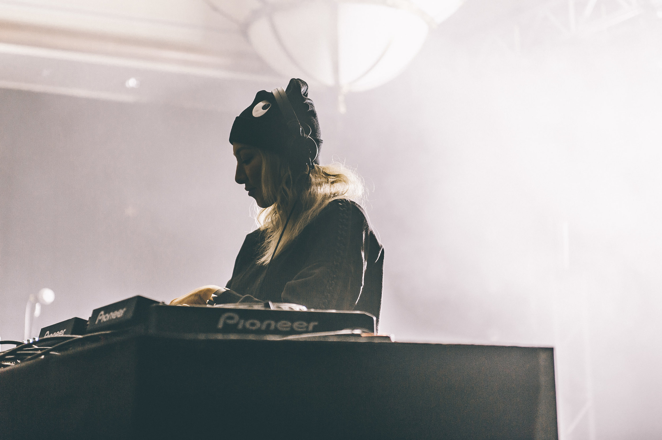 3_Lauren_Lane-Snowbombing-Timothy_Nguyen-20170406 (9 of 13).jpg