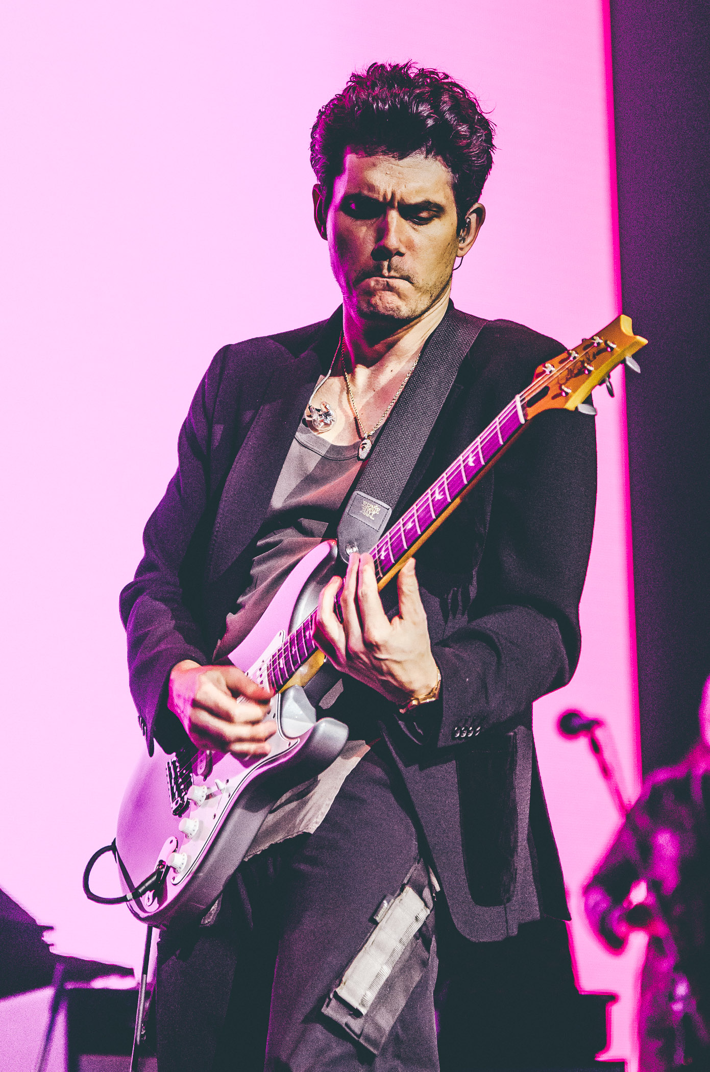 1_John_Mayer-Rogers_Arena-Timothy_Nguyen-20170419 (11 of 18).jpg