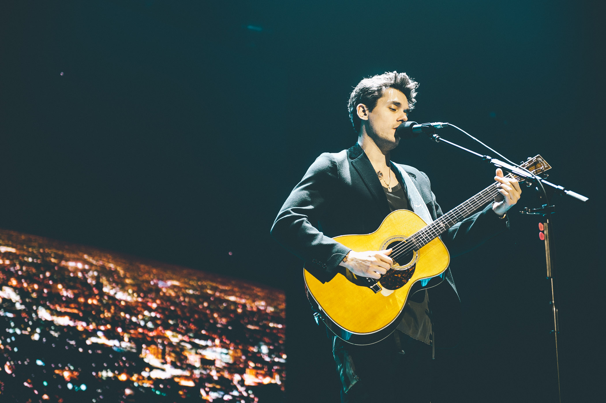 1_John_Mayer-Rogers_Arena-Timothy_Nguyen-20170419 (16 of 18).jpg