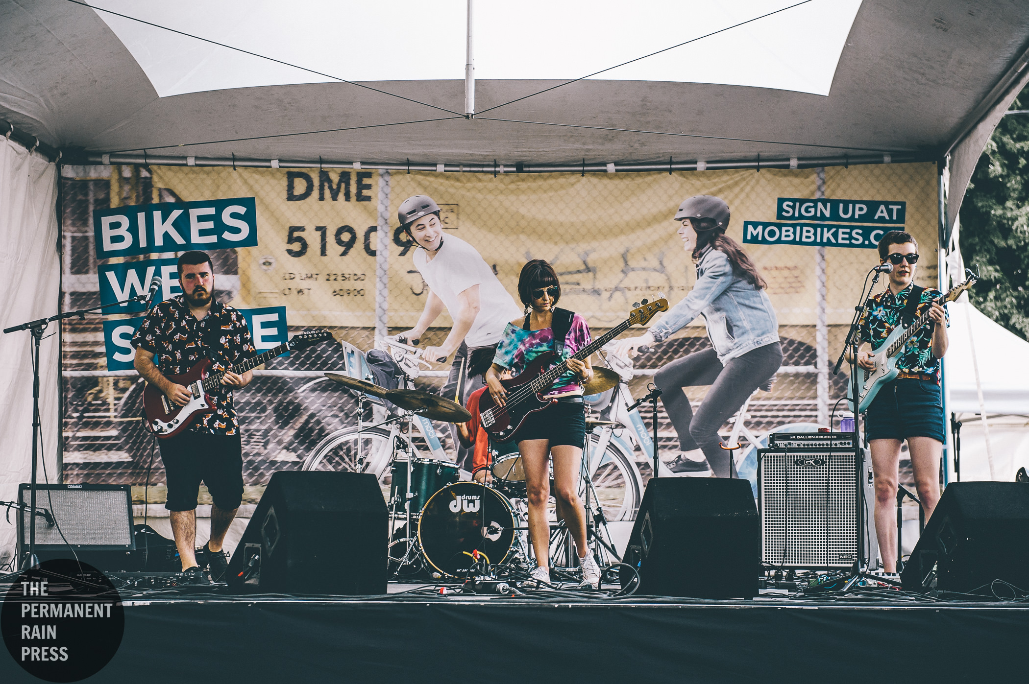 2_Douse-Khatsahlano-20170708-TimothyNguyen (6 of 12).jpg