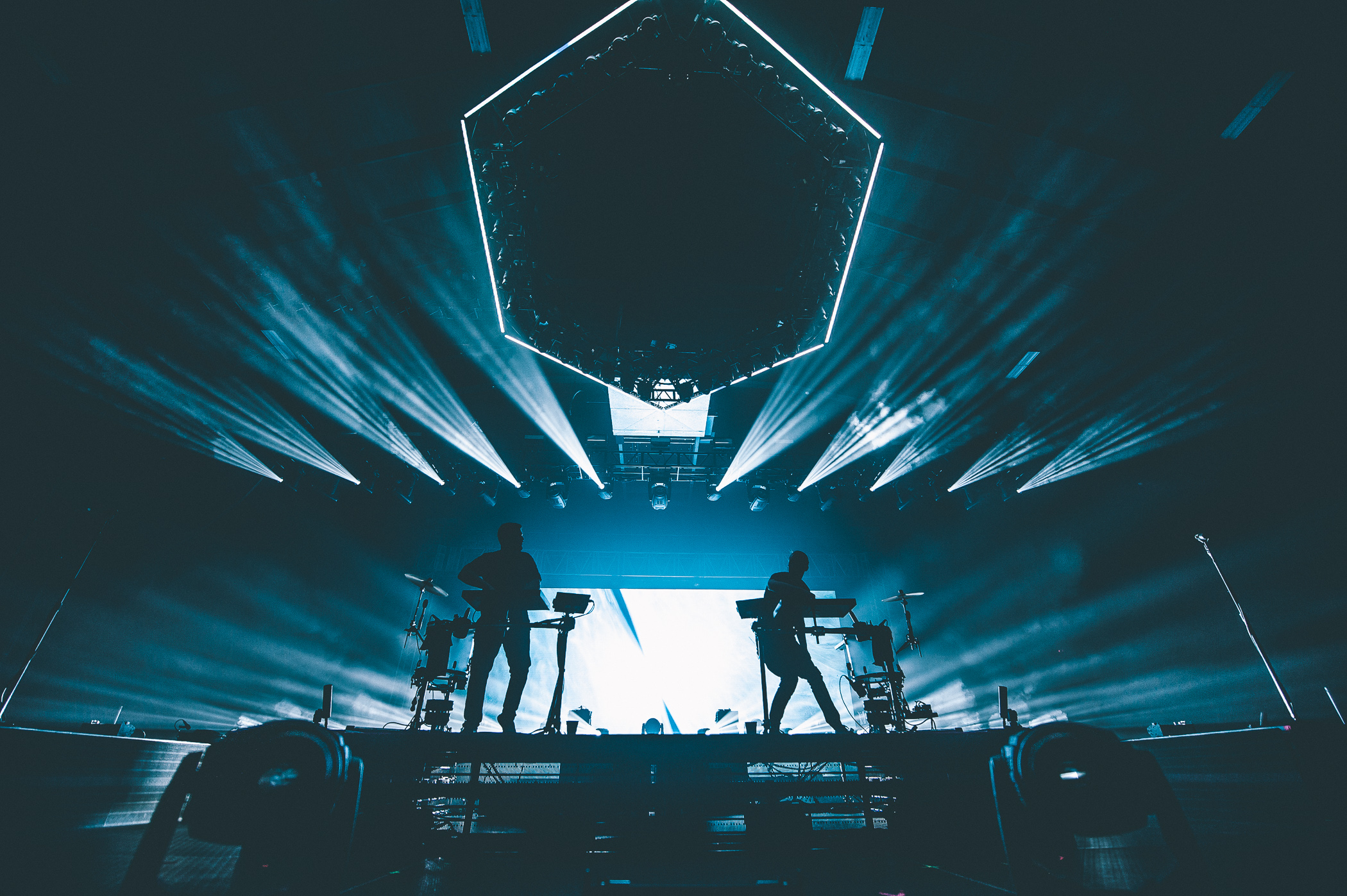 1_Odesza-PNE_Forum-Timothy_Nguyen-20171103 (12 of 28).jpg