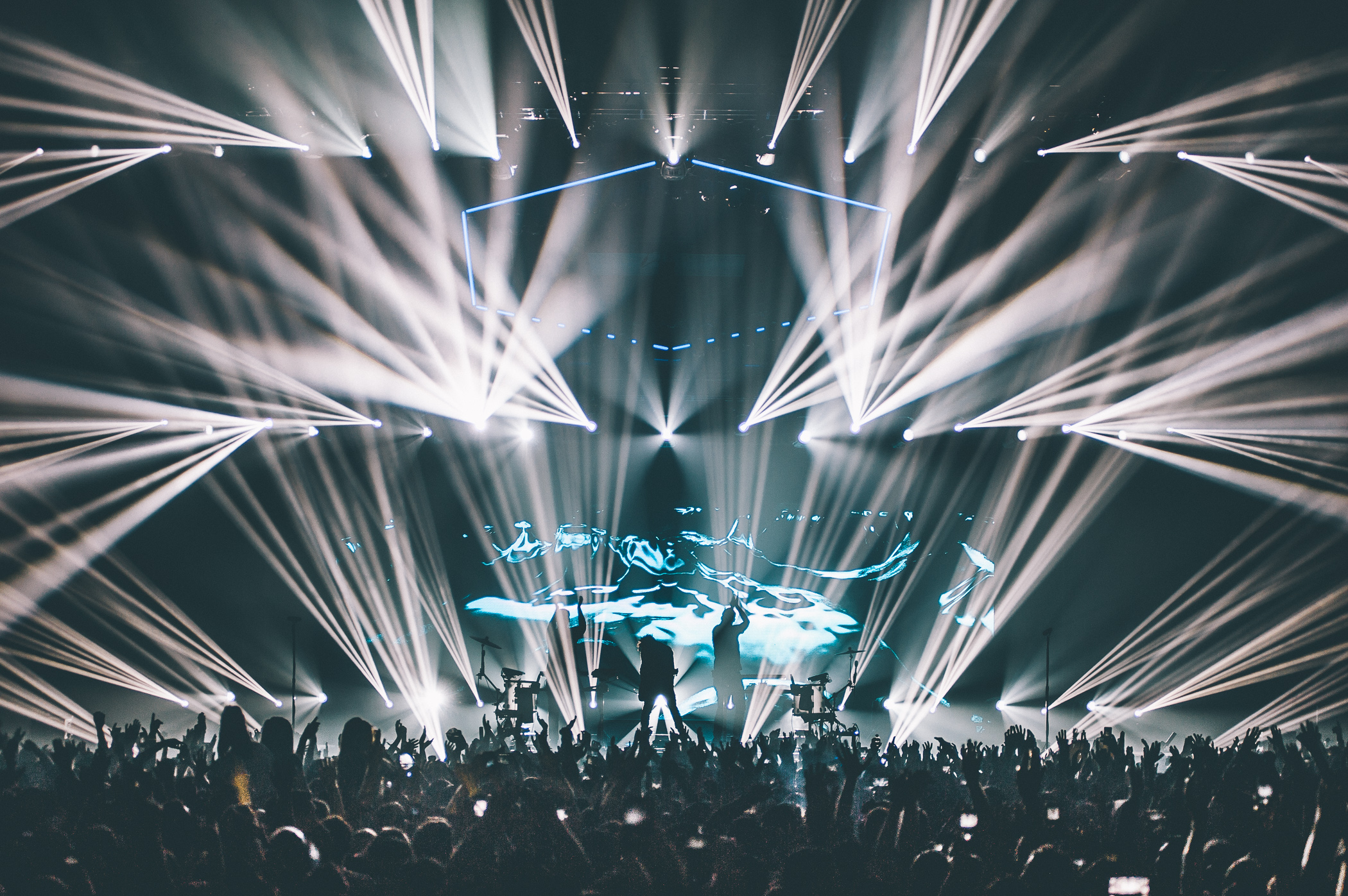 1_Odesza-PNE_Forum-Timothy_Nguyen-20171103 (22 of 28).jpg