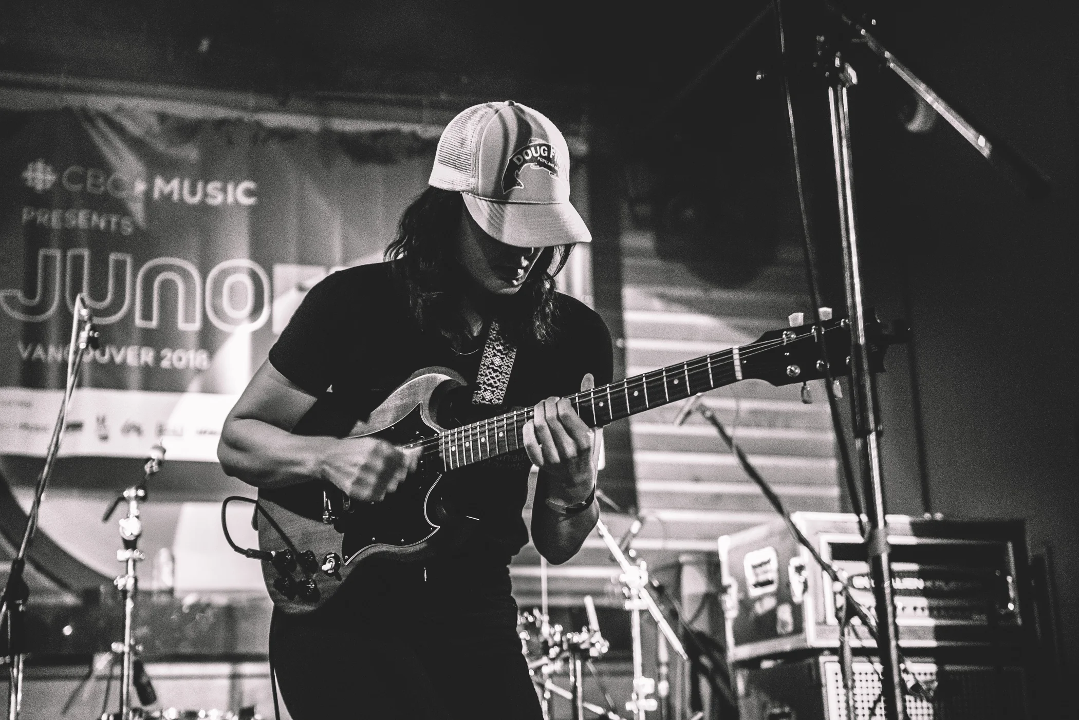 3_Land_of_Talk-Fortune_Sound_Club-Timothy_Nguyen-20180323 (3 of 10).jpg
