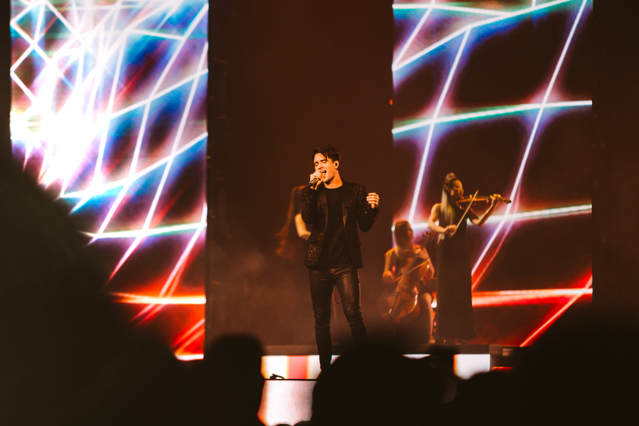 1_Panic!_At_The_Disco-Rogers_Arena-Timothy_Nguyen-20180811-18.jpg