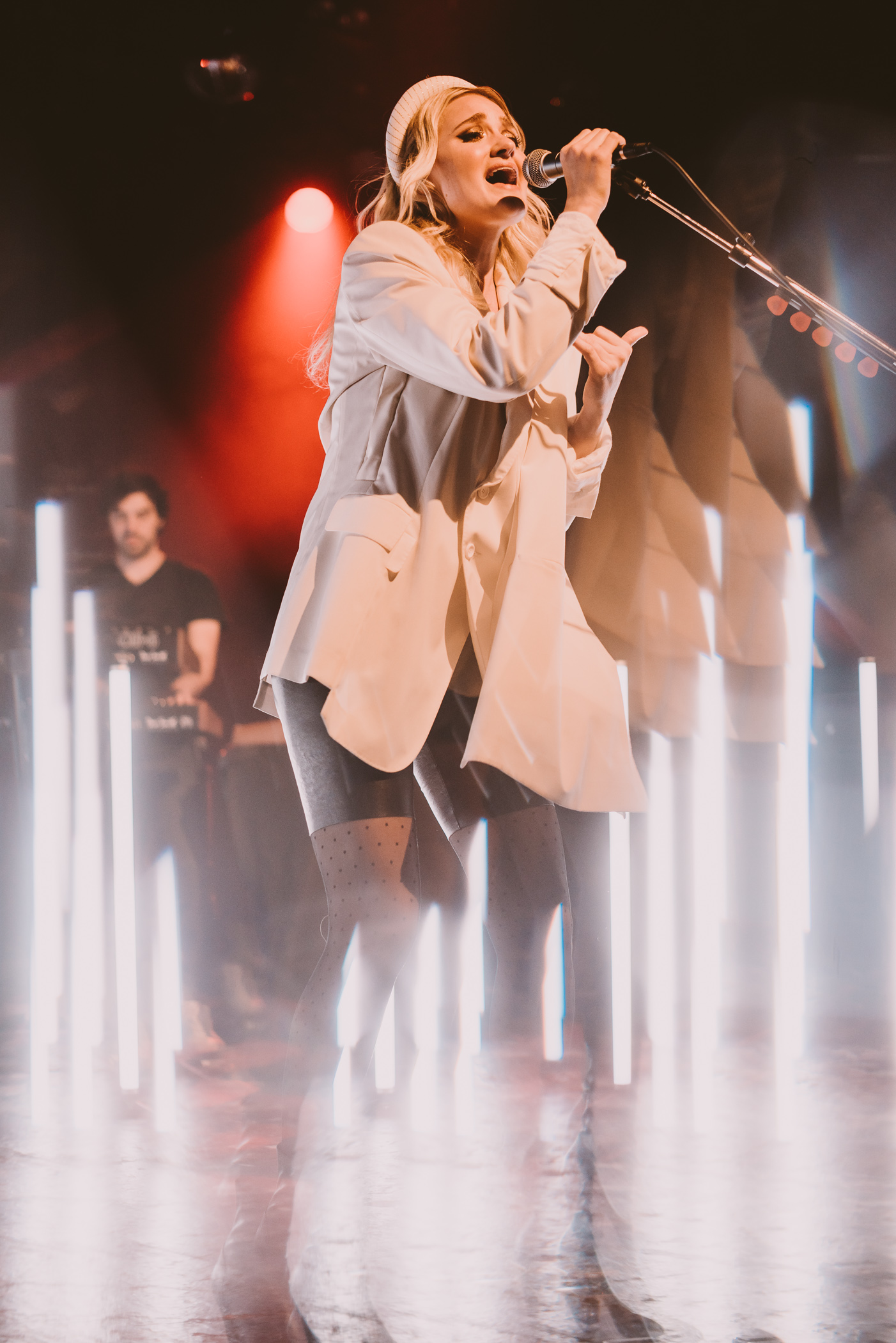 Aly_&_AJ-Commodore_Ballroom-Timothy_Nguyen-20190618 (8 of 15).JPG