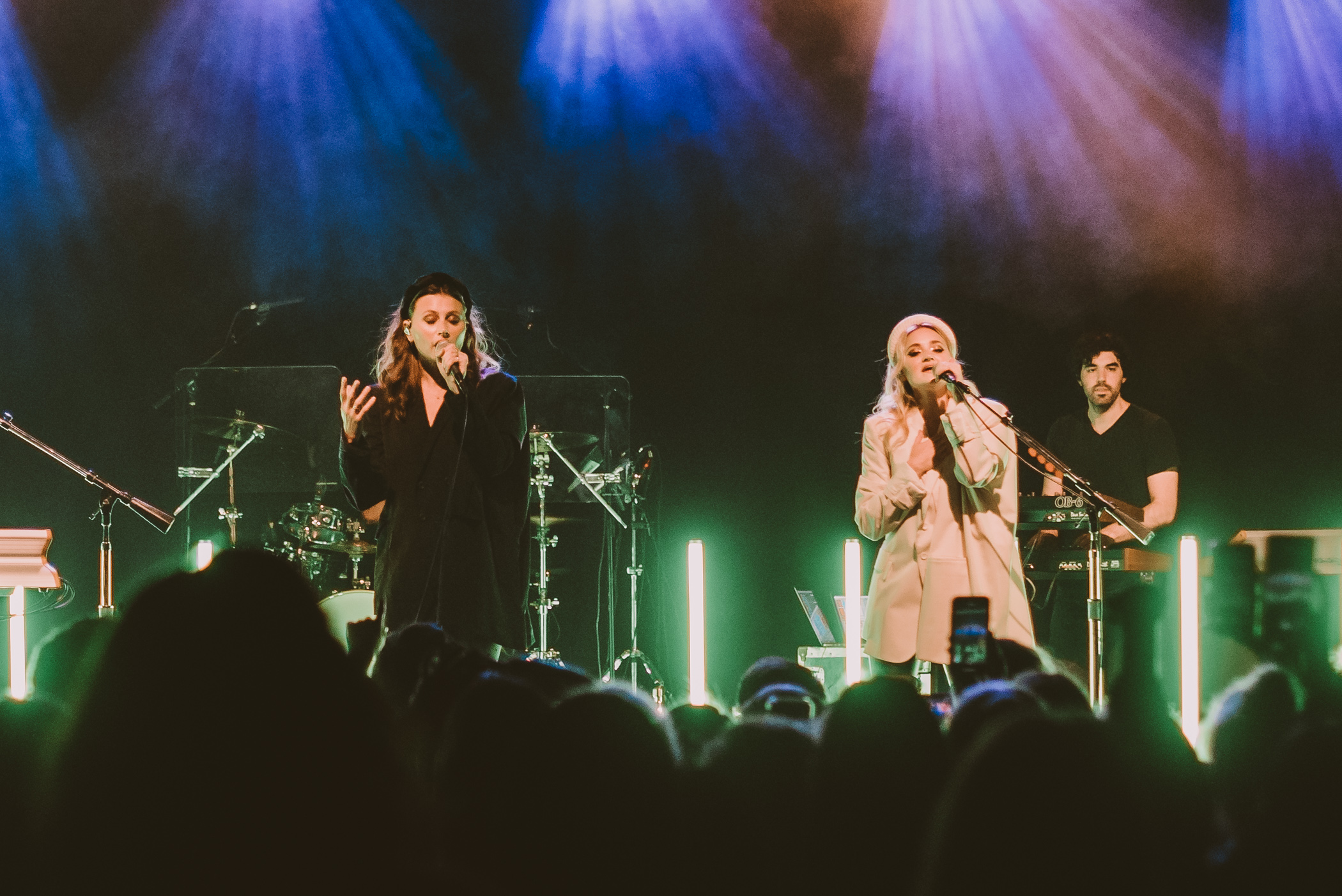 Aly_&_AJ-Commodore_Ballroom-Timothy_Nguyen-20190618 (15 of 15).JPG