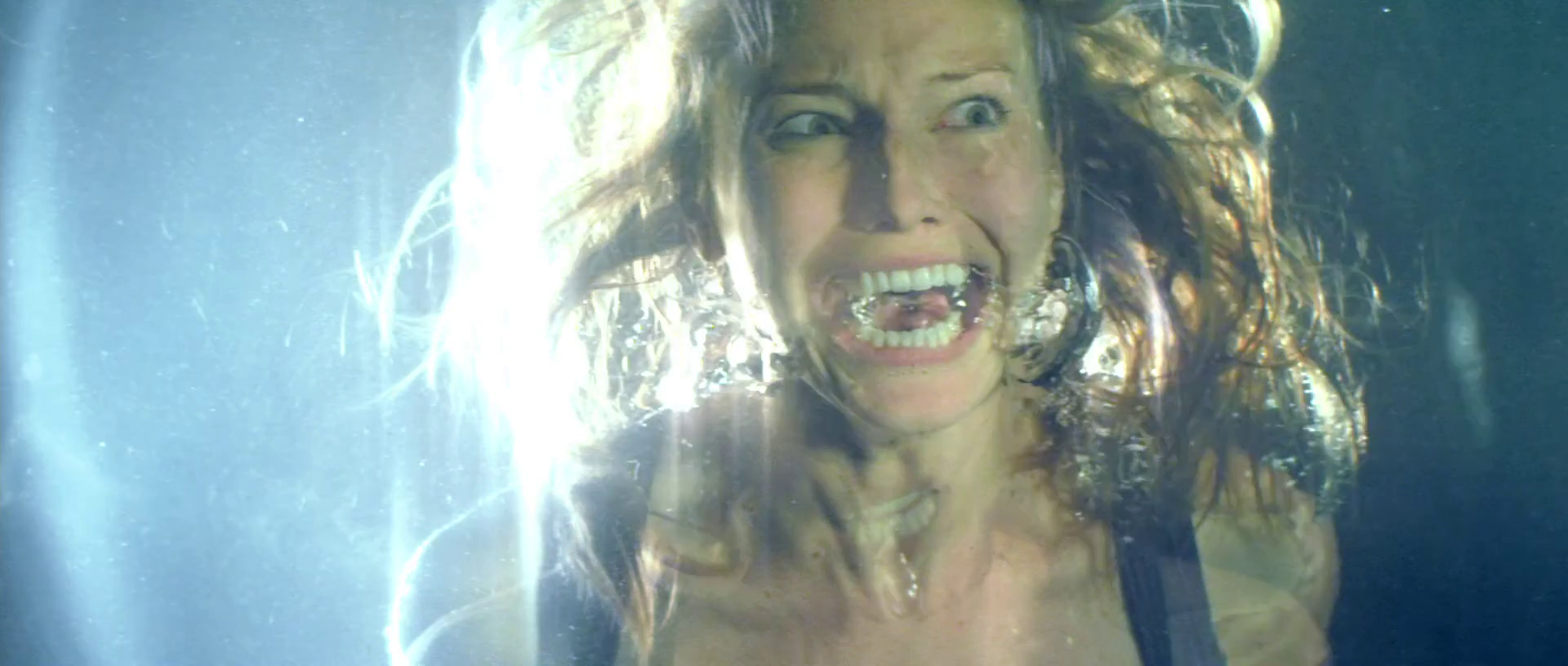 CrawslspaceGrab-16h34m03s151.png