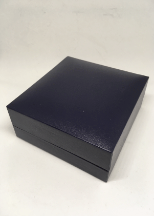 gift-box-brave-scottish-gifts.gif