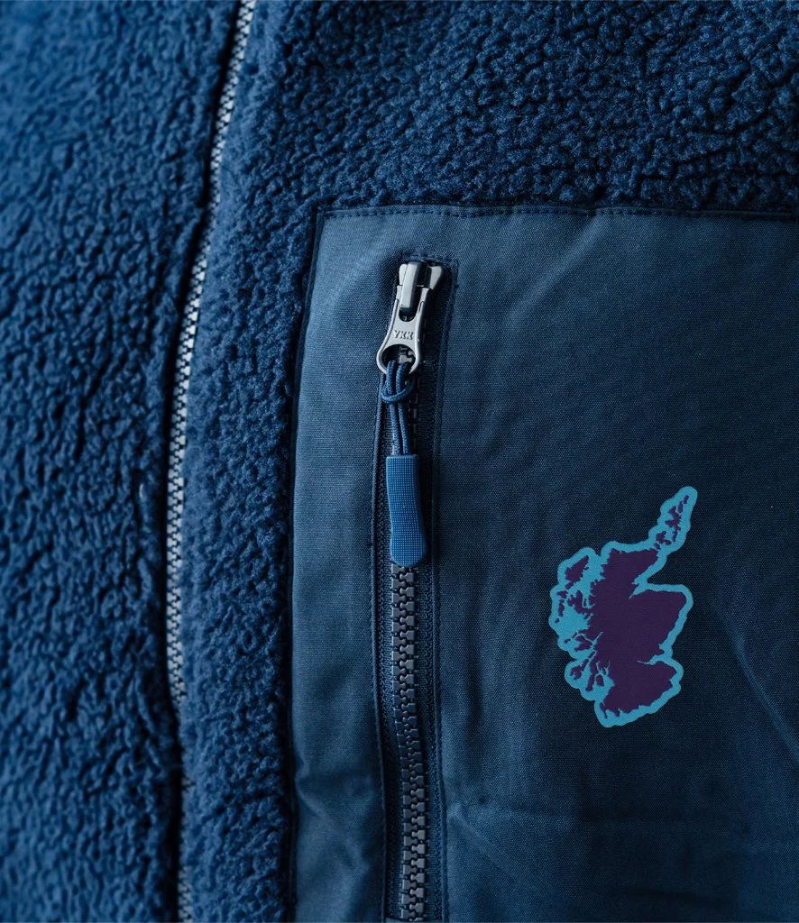 gunn-royal-navy-map-brave-scottish-gifts-fleece-2.jpg