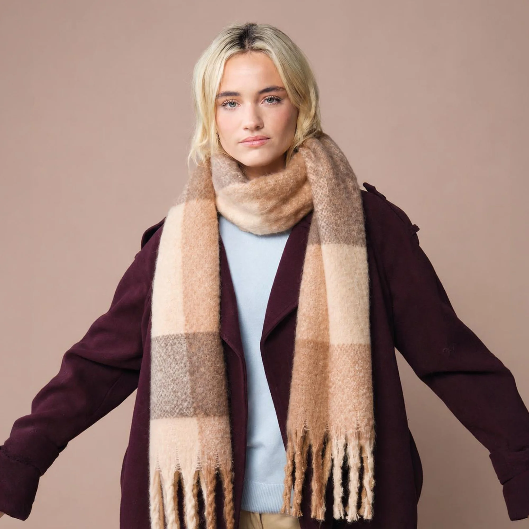 coffee-check-scarf-brave-scottish-gifts-3.jpg