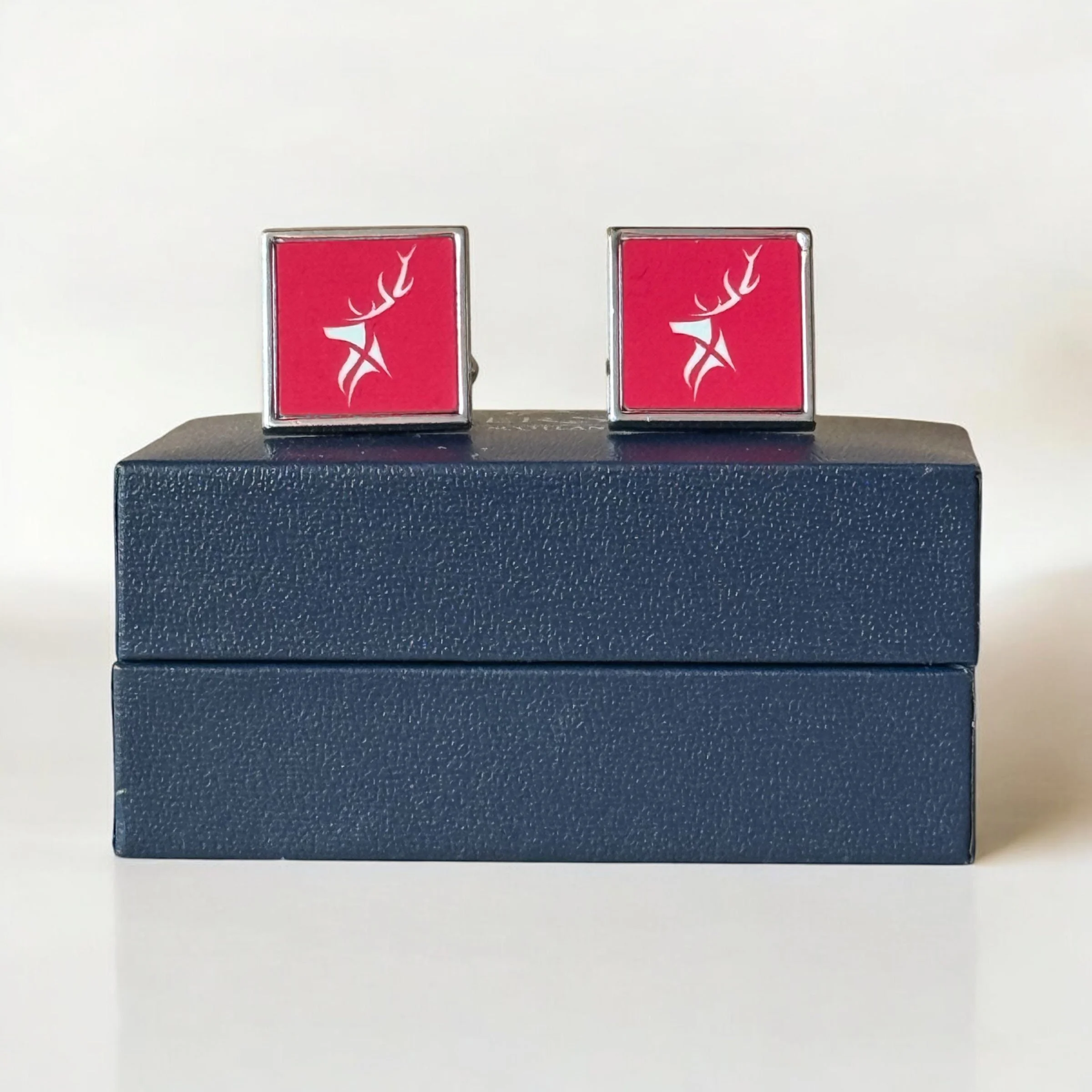 stag-red-cufflinks-brave-scottish-gifts-hero.jpg