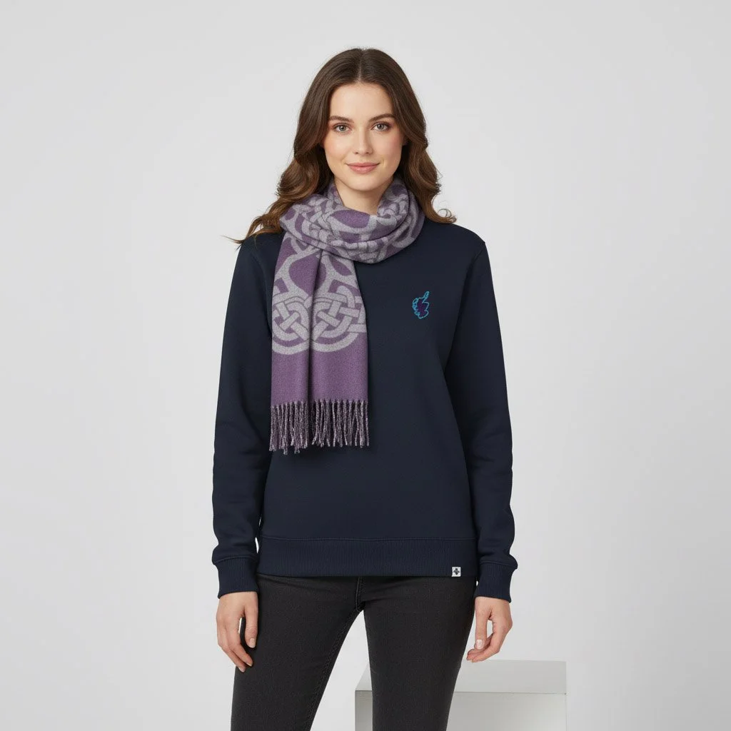 celtic-knot-scarf-brave-scottish-gifts-model-12.jpg