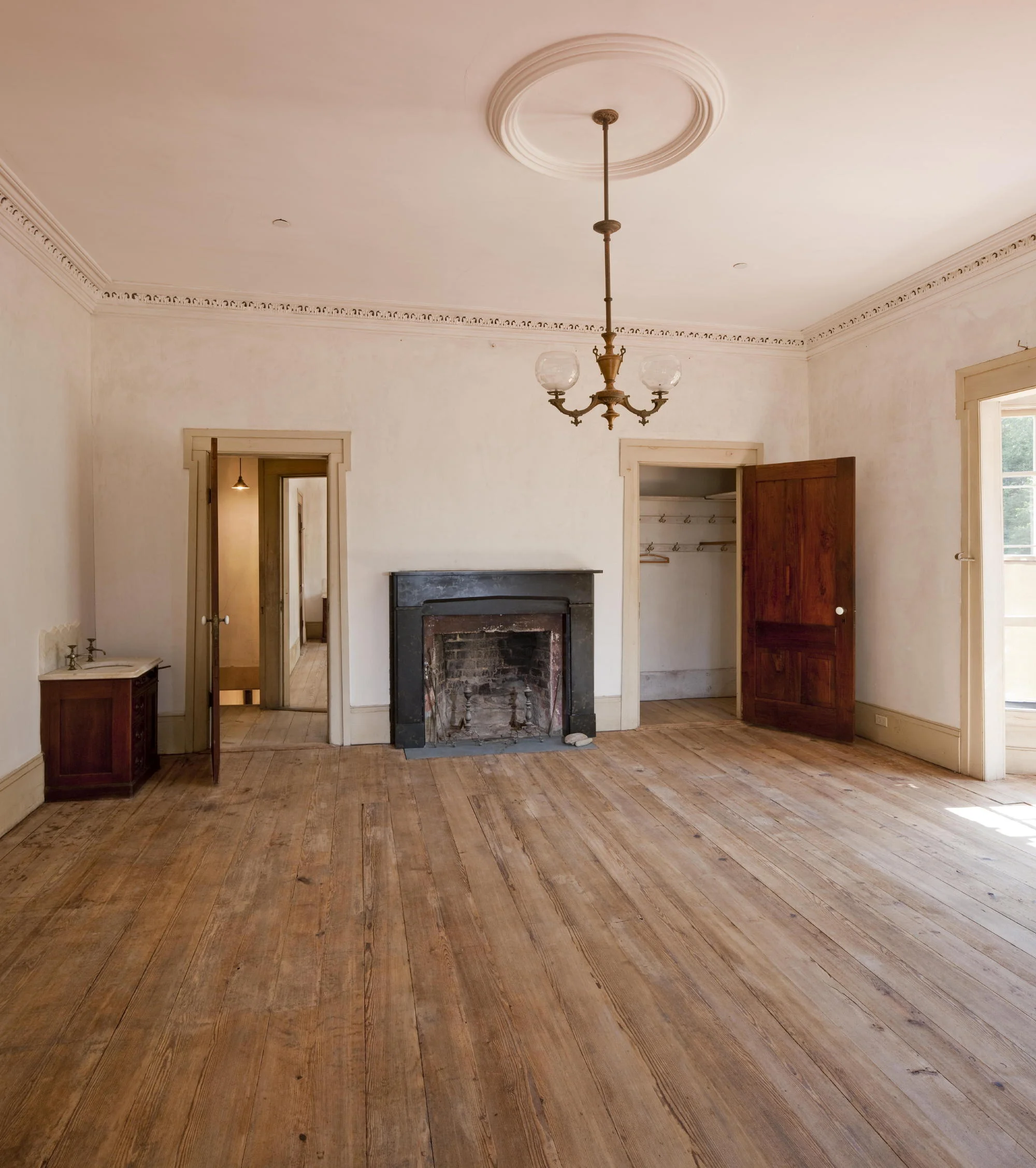 Hardman Farm Interior Room