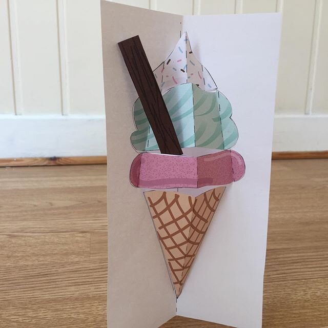 YUM! Today&rsquo;s model is a pop up ice cream! It looks like (in Glasgow anyway) we&rsquo;re set for a few sunny days ☀️☀️☀️ so this is the perfect model to cool off with. 
Sorry for the delay in posting... I&rsquo;ve been having computer issues 🙄 