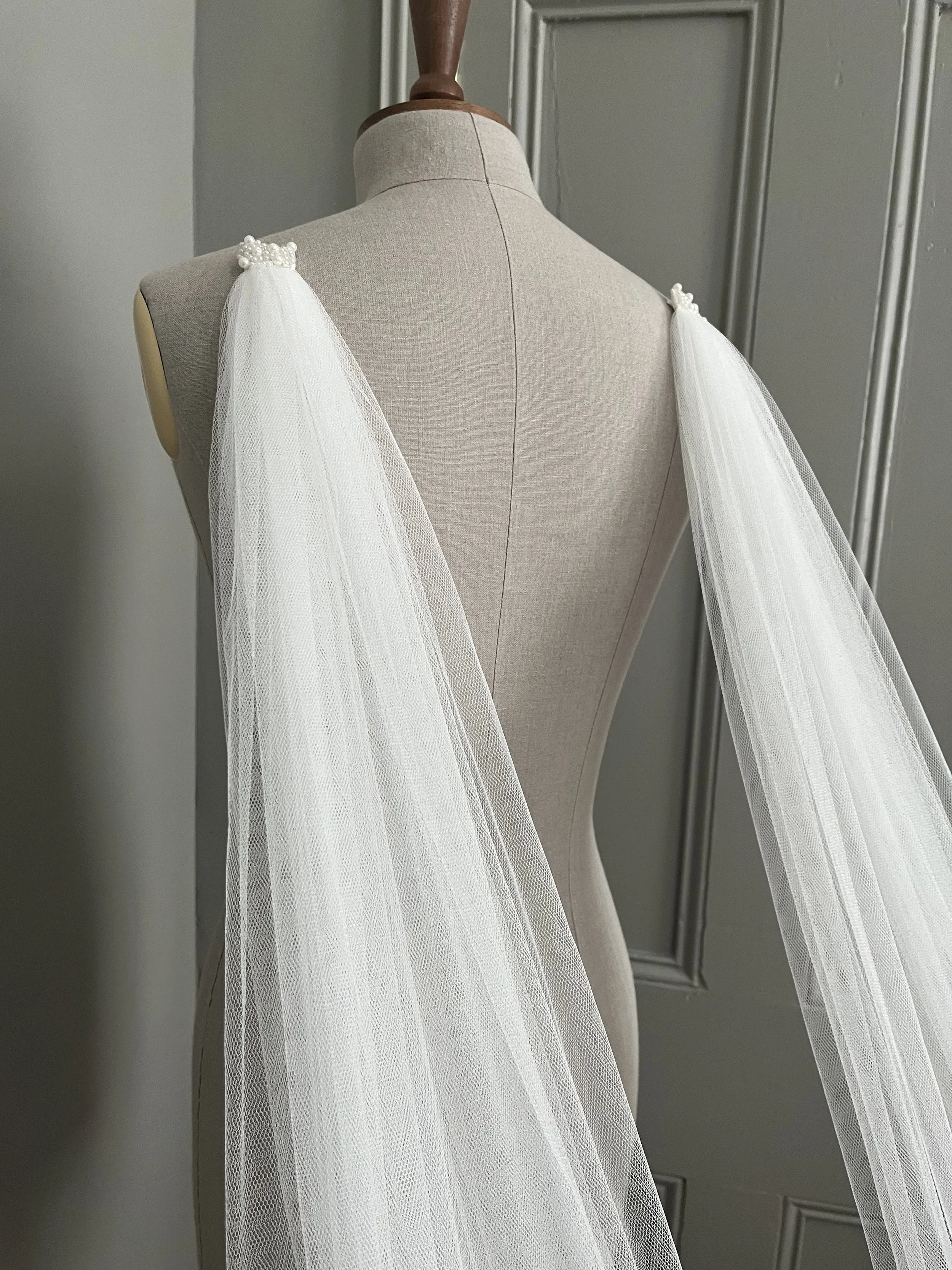 BRIDAL VEIL WINGS