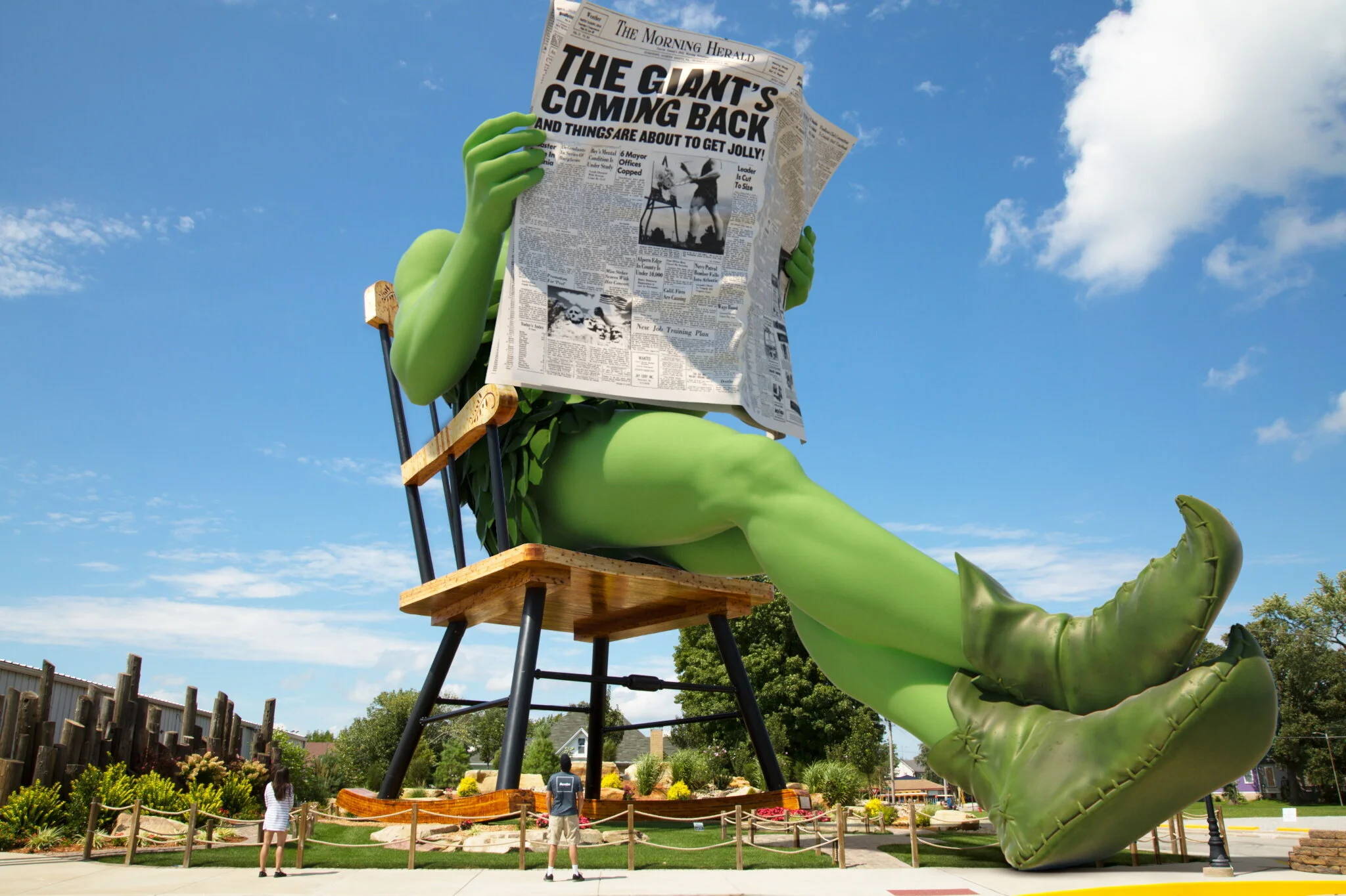 RockingChairNewspaper_Comp_v004.jpg