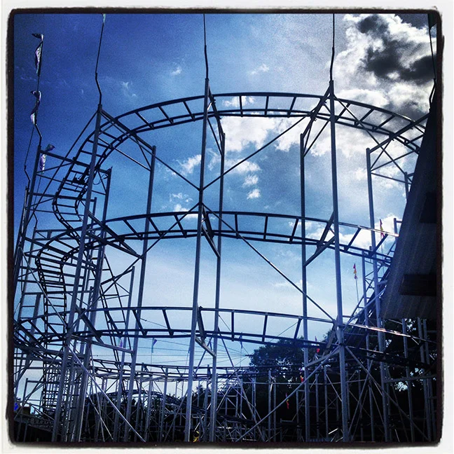 Rollercoster.jpg