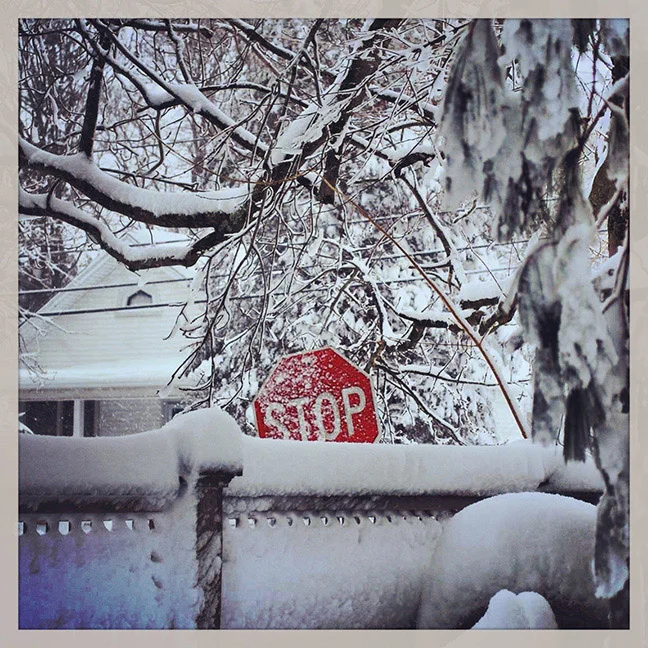 snowstop.jpg