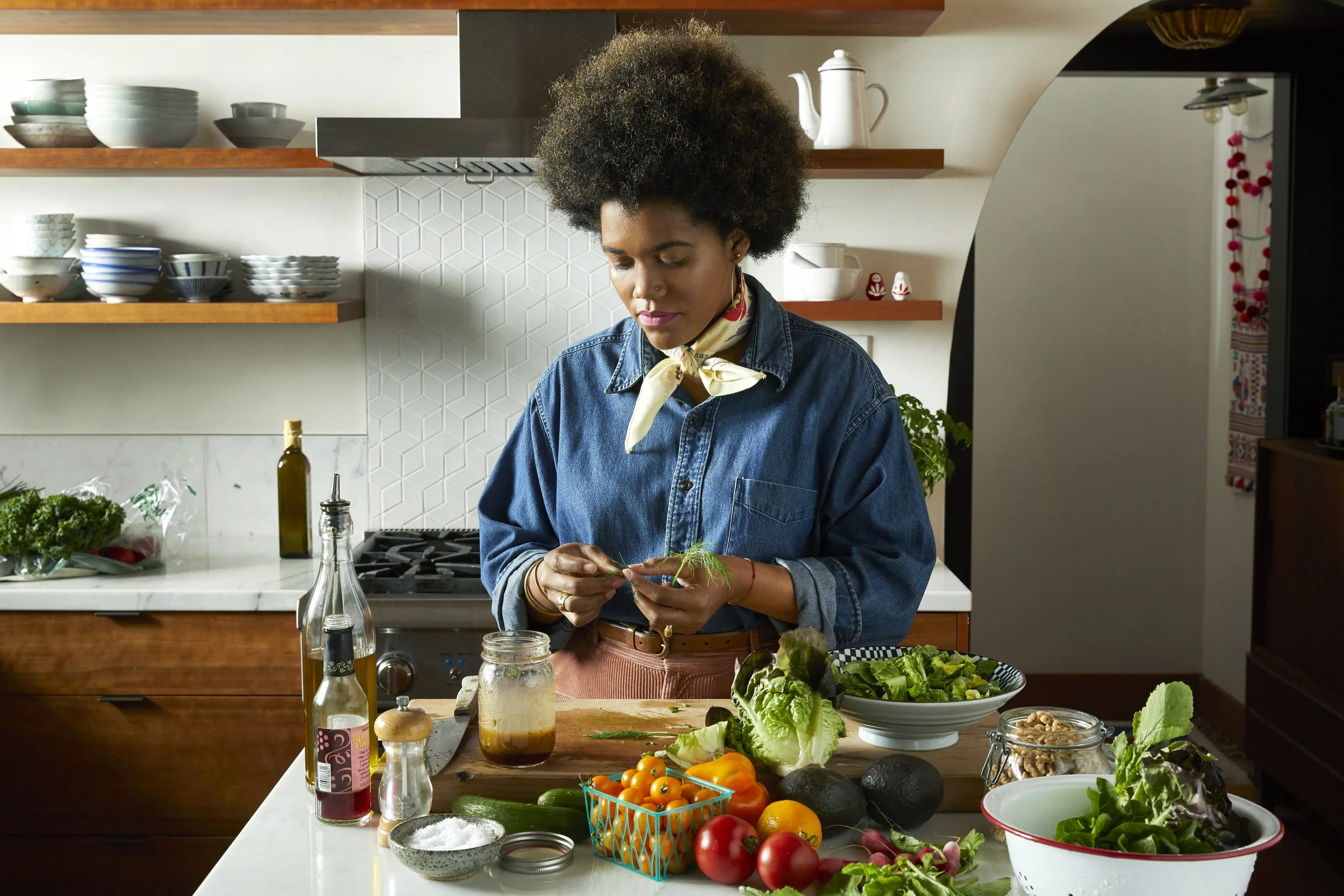 2020Healthline_SaladMaking_0602.jpg
