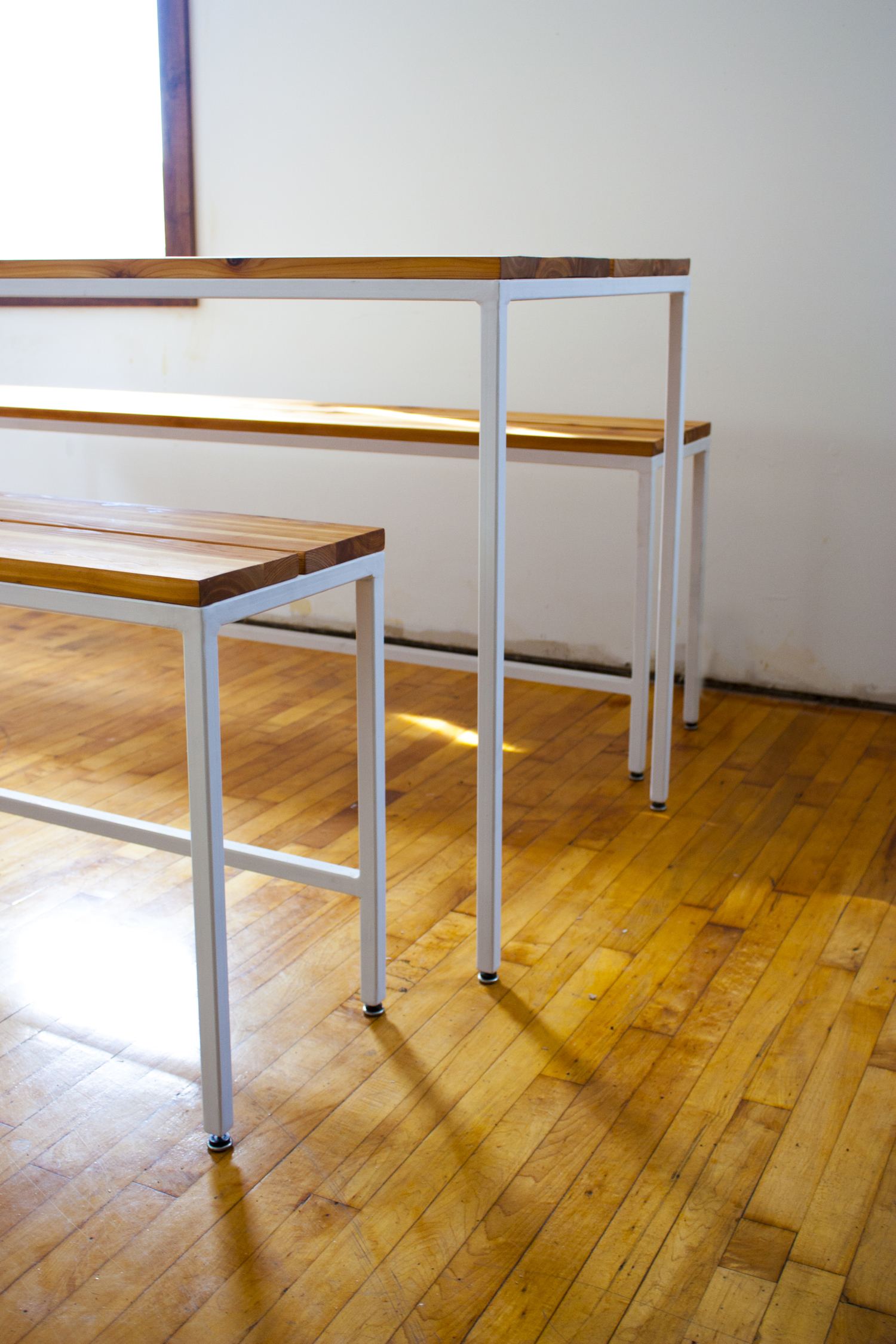 Studio Cidra: Atsuko Nesting Table