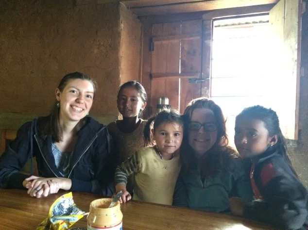  Annie and Sarah with staff children Asuta, Jamuna, and Asmita in the Kitchen!