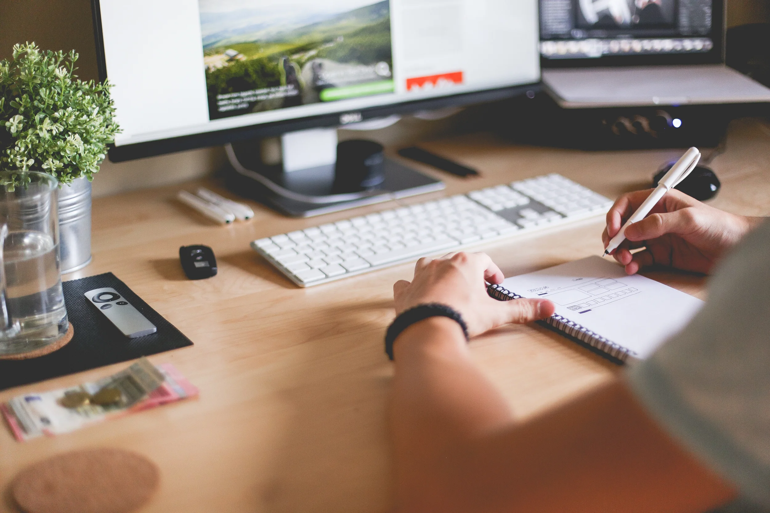 E-newsletters 