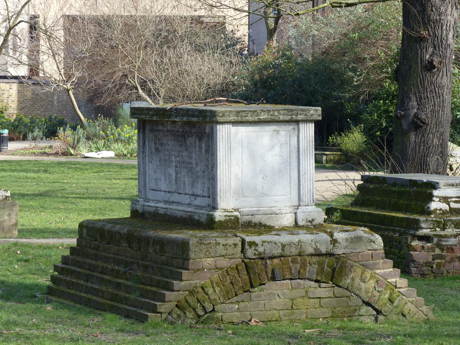 Tomb in St. George's Gardens, London