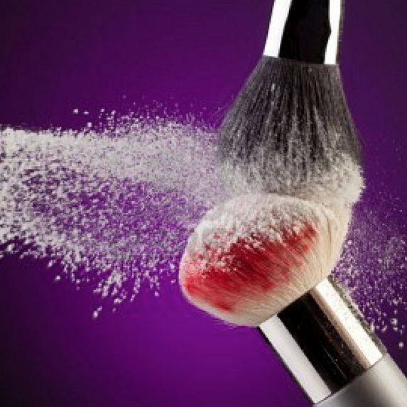 THE ONLY MAKEUP BRUSH YOU REALLY NEED